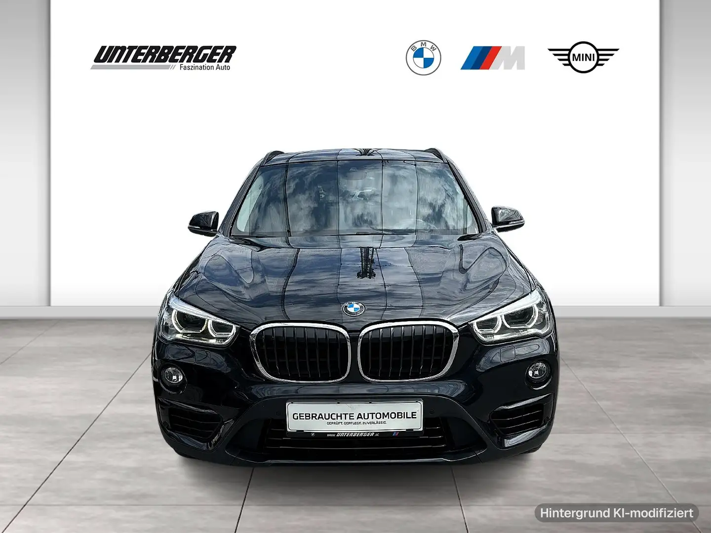 BMW X1 xDrive18d Sport Line // Sitzheizung // PDC vo + hi Schwarz - 2
