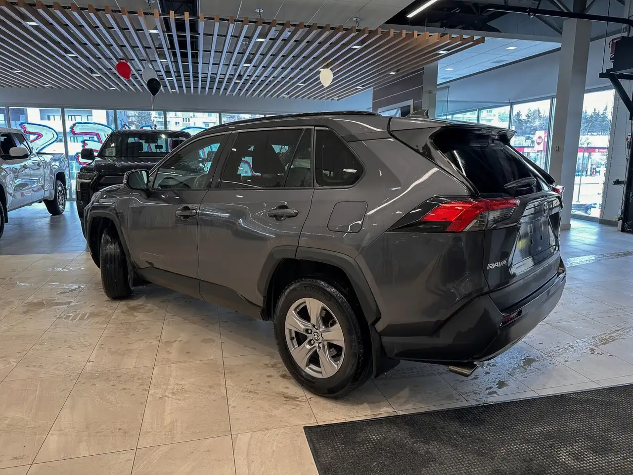 Toyota RAV 4 снимка Toyota RAV 4