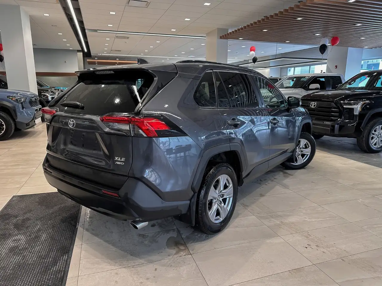 Toyota RAV 4 снимка Toyota RAV 4