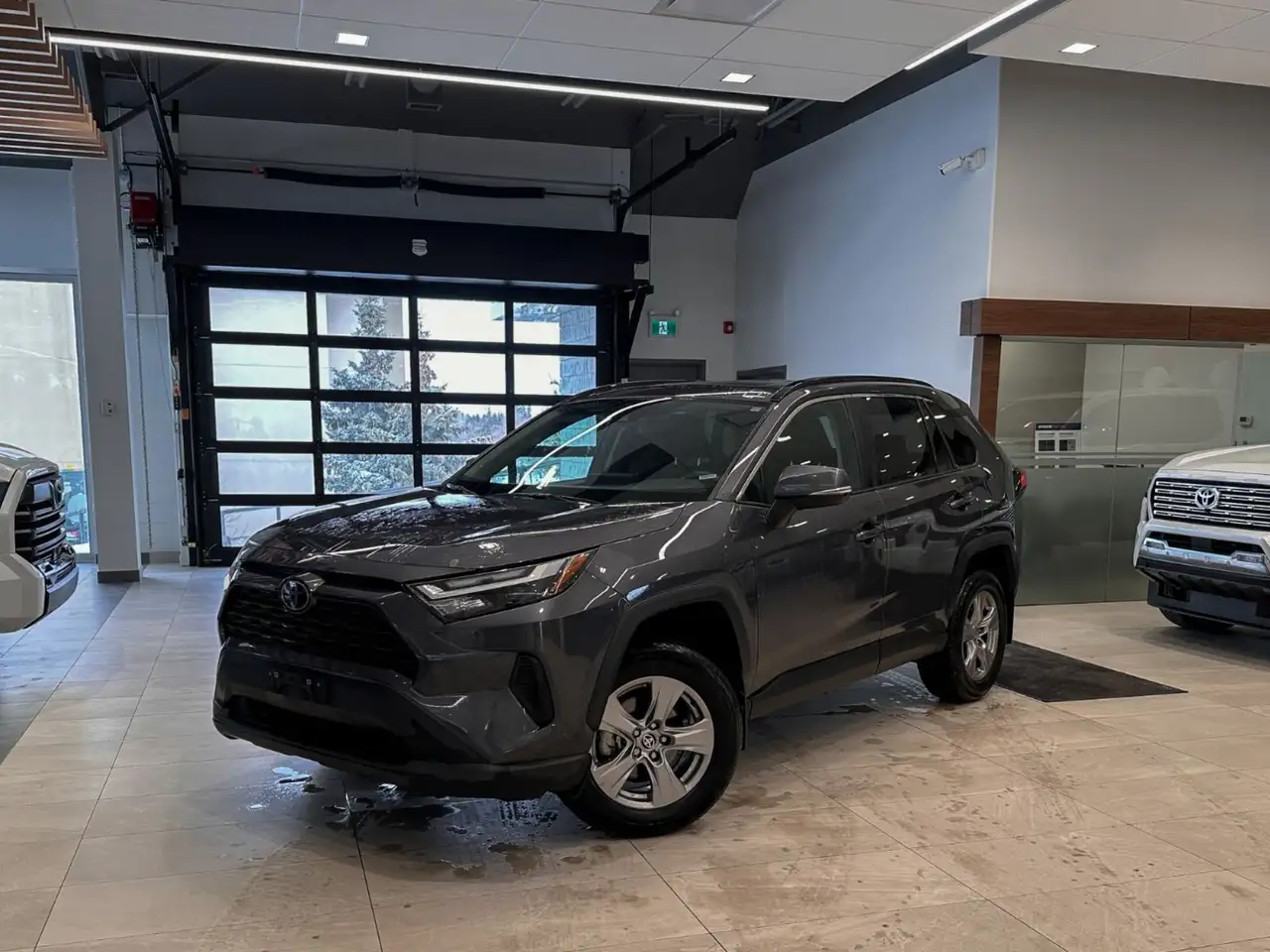 Toyota RAV 4 снимка Toyota RAV 4