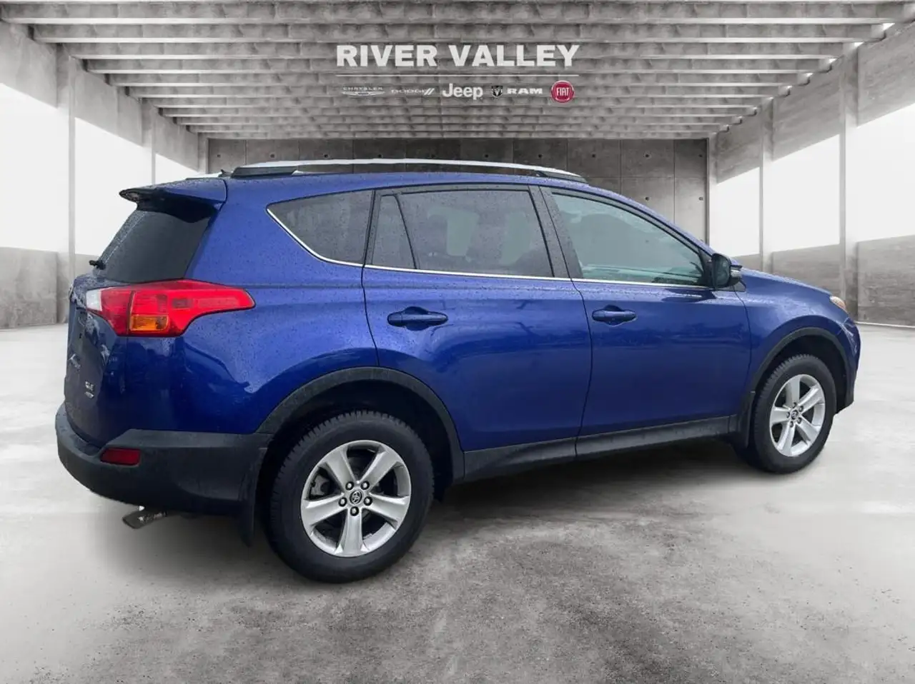 Toyota RAV 4 снимка Toyota RAV 4