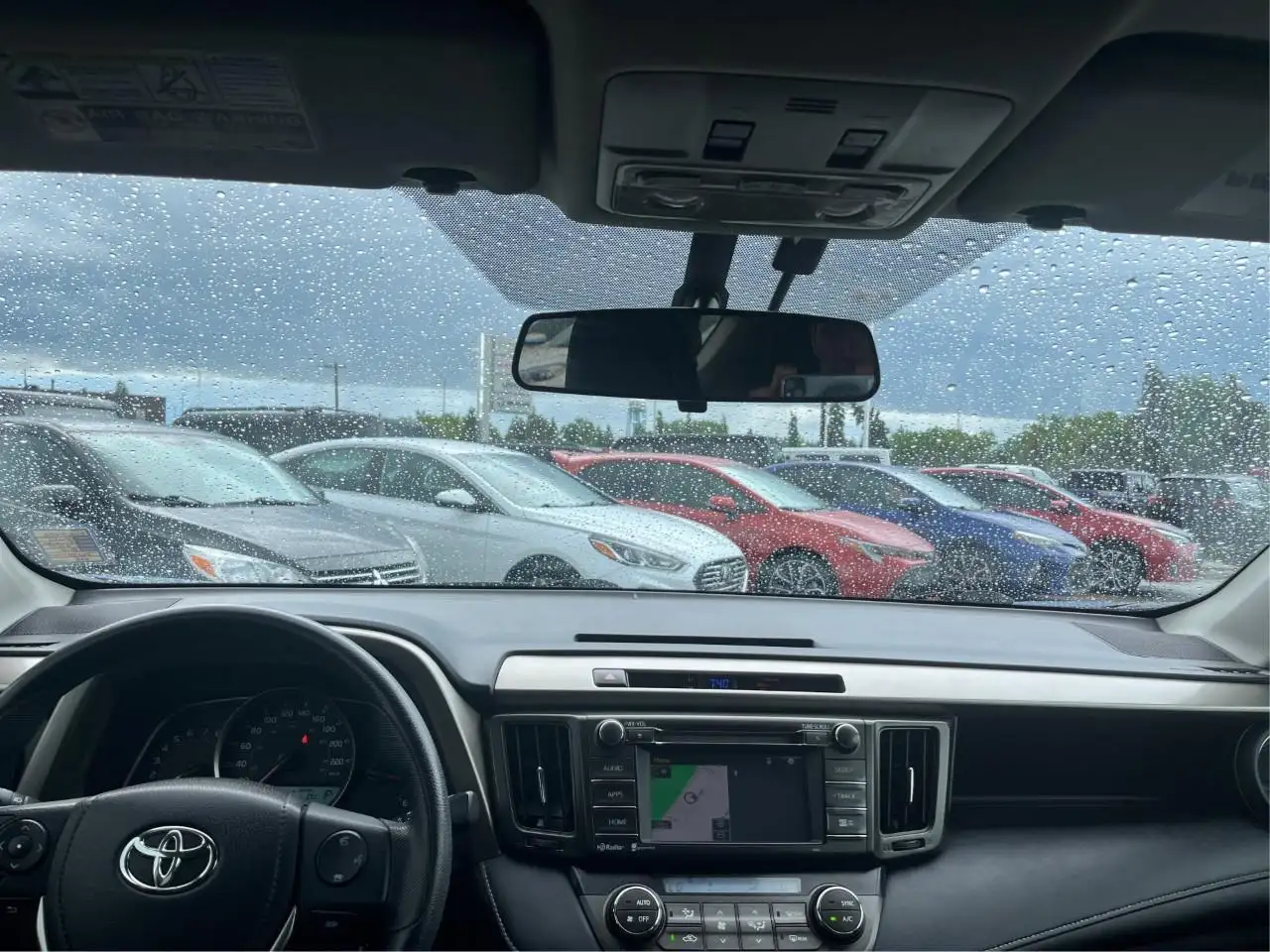 Toyota RAV 4 снимка Toyota RAV 4