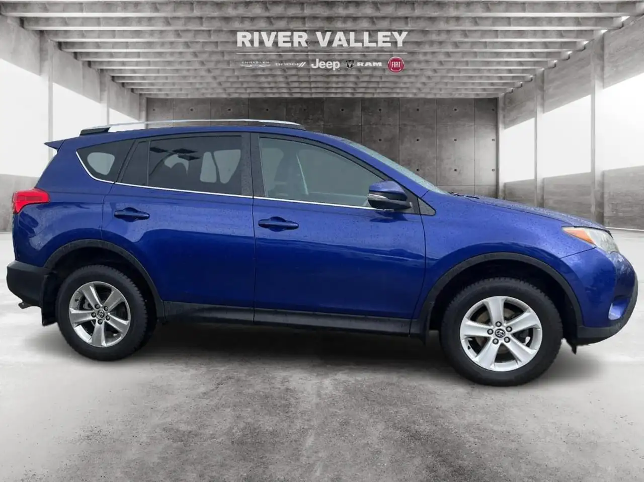 Toyota RAV 4 снимка Toyota RAV 4