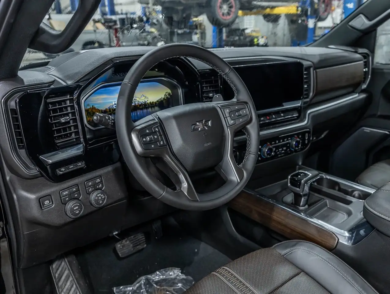 Chevrolet Silverado 1500 снимка Chevrolet Silverado 1500