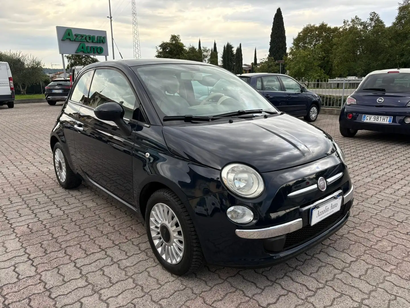 Fiat 500 LOUNGE 1.2 BENZINA SI A NEOPATENTATI Negro - 1