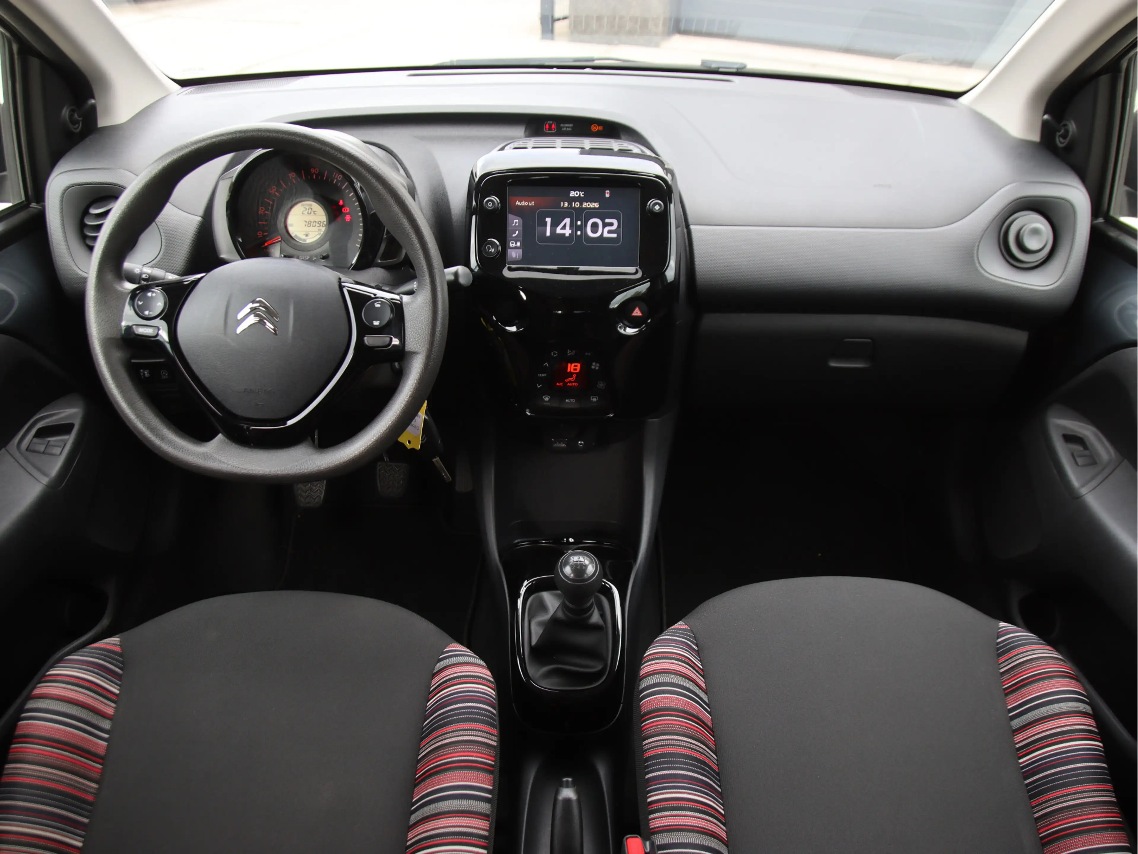 Citroen C1 1.0 VTi Shine Stoelvw, Camera, Carplay, DAB+ Herfs — photo 13