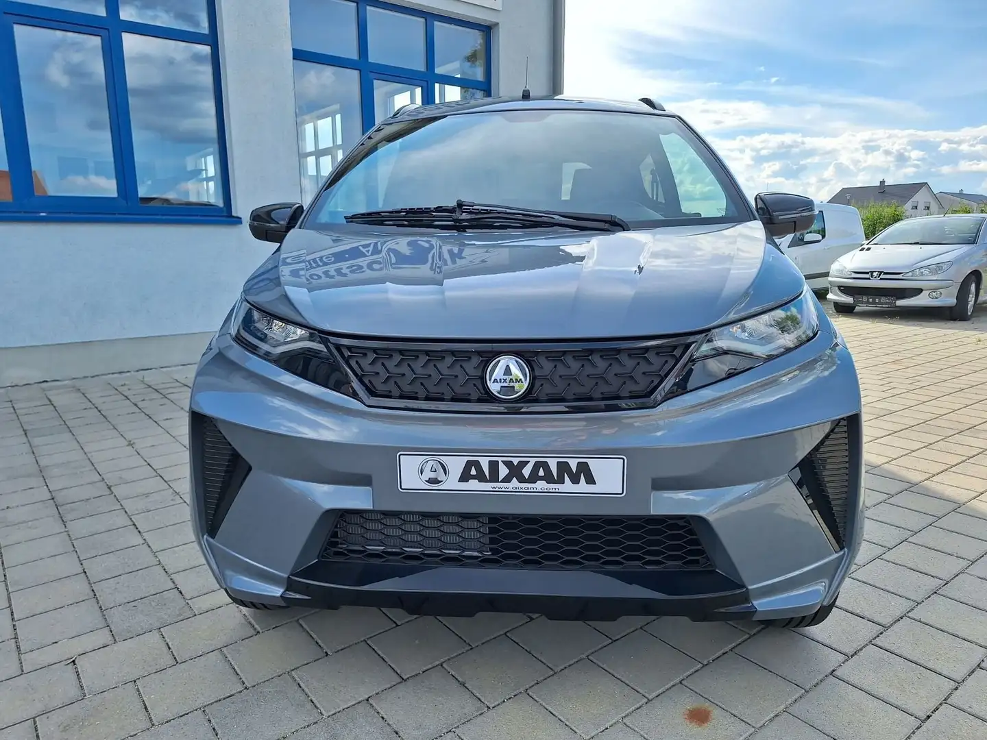 Aixam Crossover Premium *Kamera*Subwoofer*9"Tablet* Grau - 2