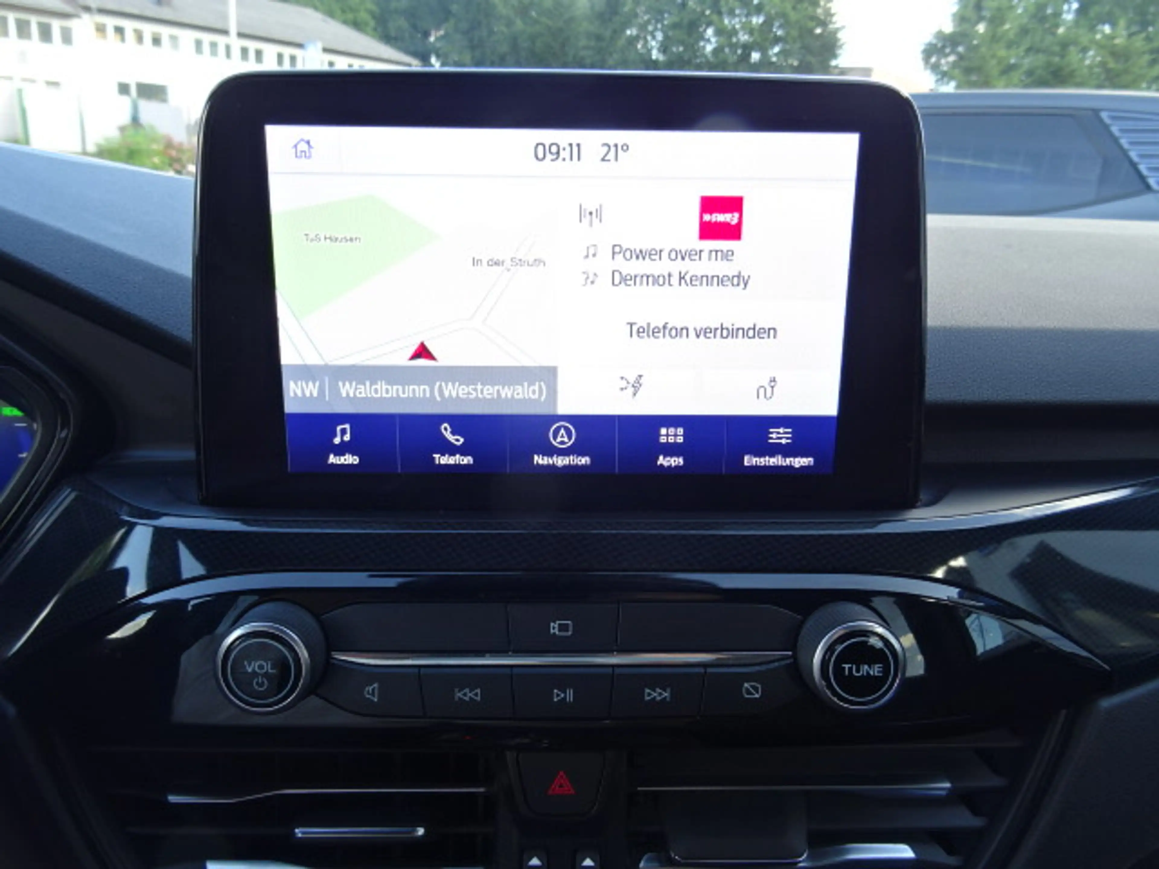 Ford Kuga 2.5 Plug-In Hybrid ST-Line X +HUD+AHK+LED+B&O — photo 14