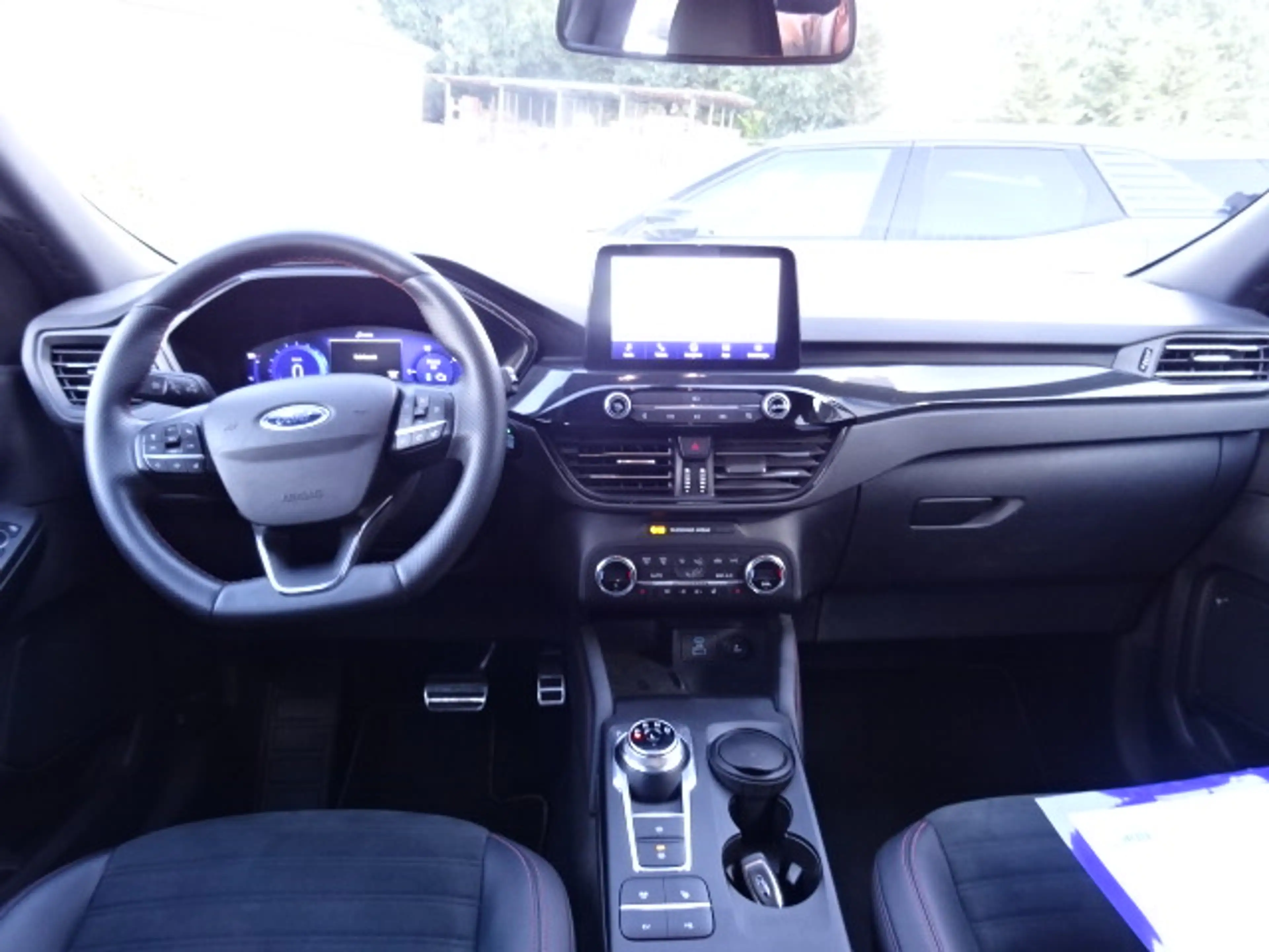 Ford Kuga 2.5 Plug-In Hybrid ST-Line X +HUD+AHK+LED+B&O — photo 10