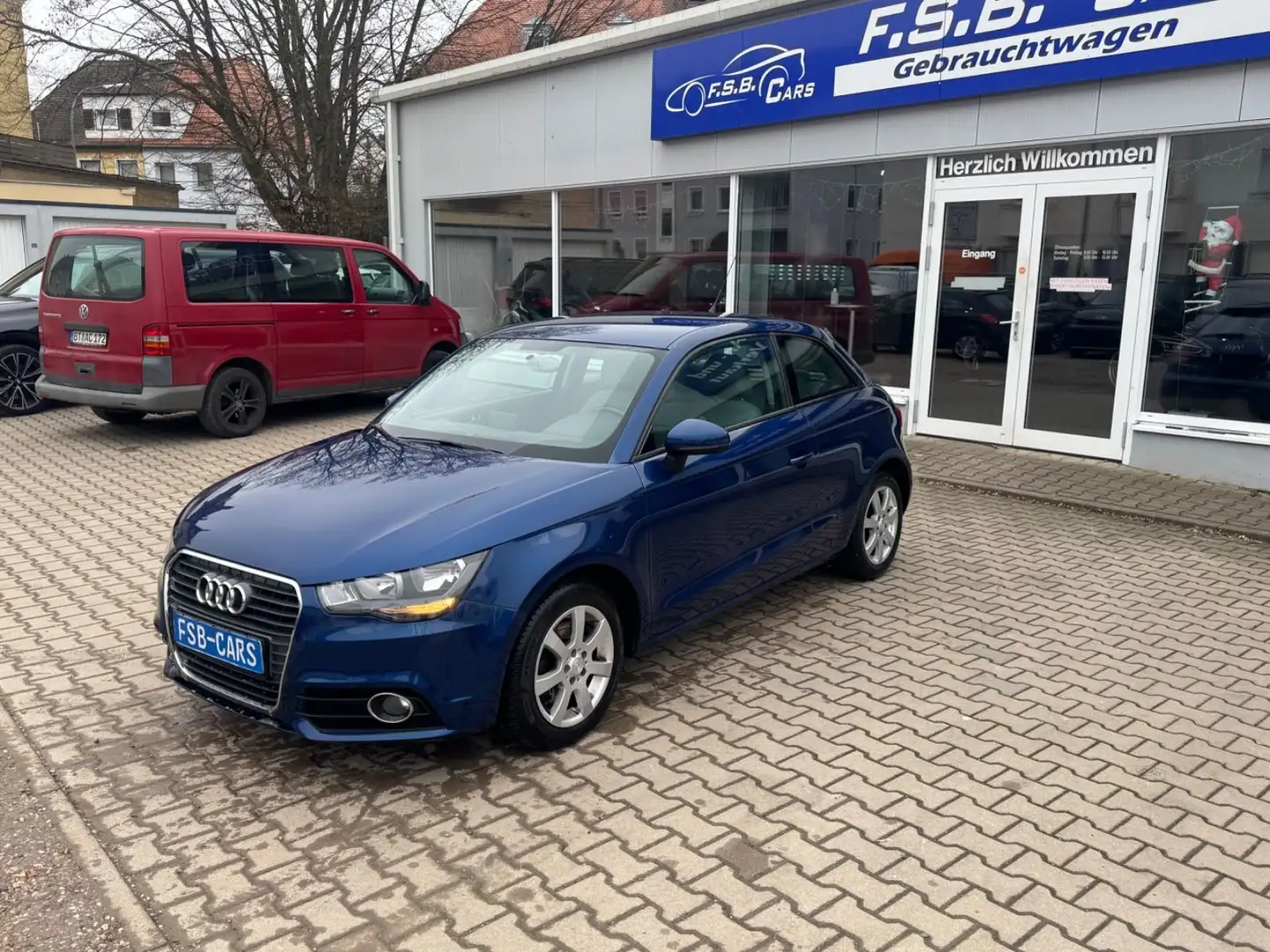 Audi A1 attraction Blau - 2