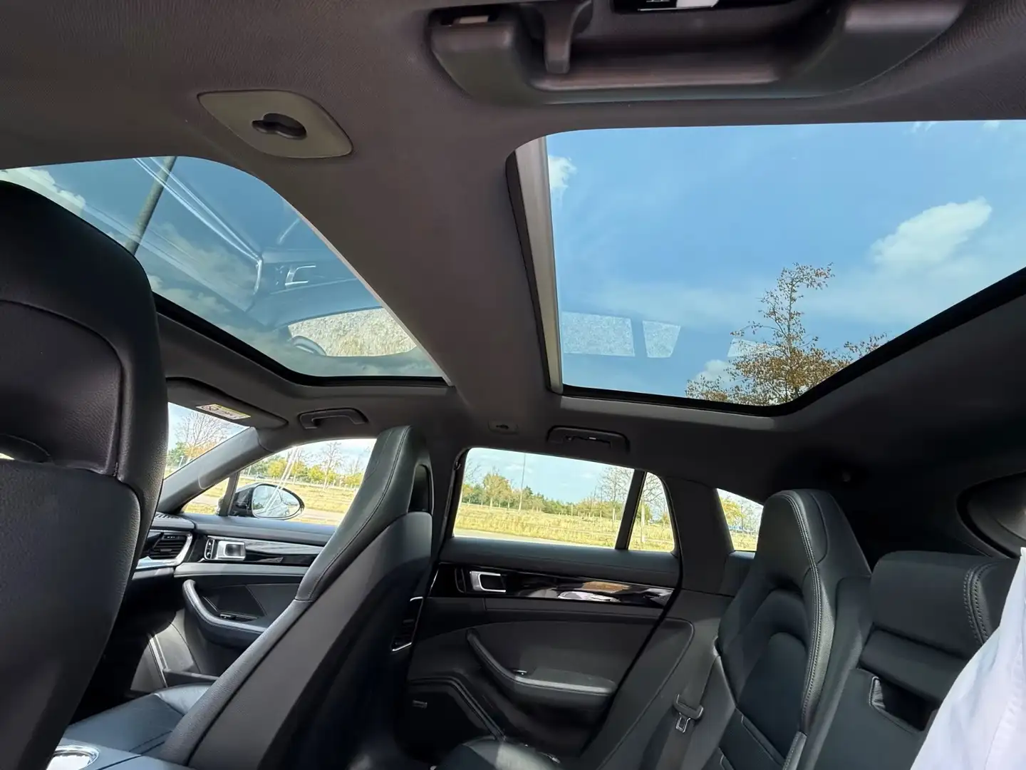 Porsche Panamera Panamera Schwarz - 2