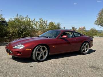 XKR Coupe