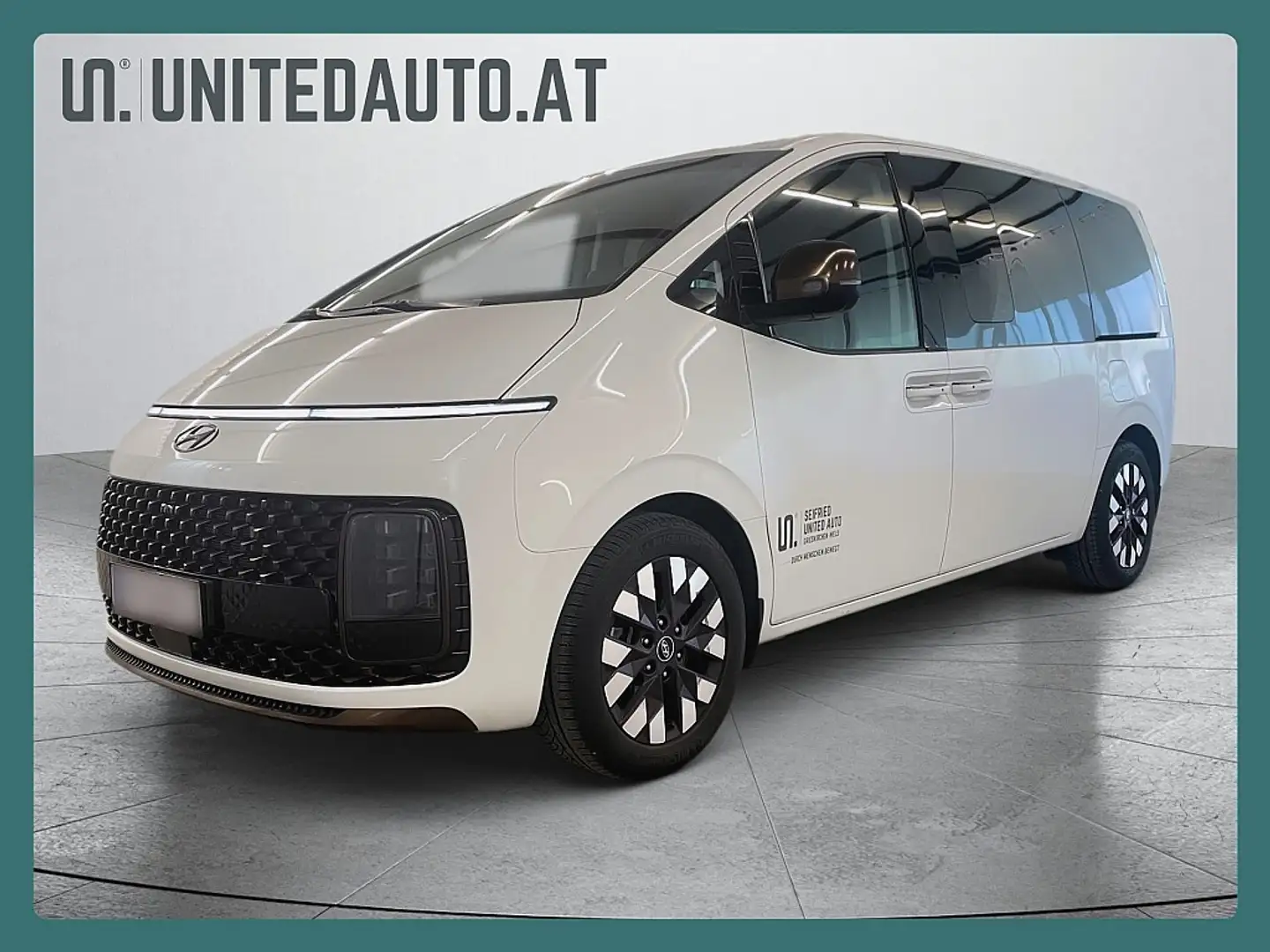 Hyundai STARIA 2,2 CRDi Luxury 4WD Aut. *AHK*SD*Panorama*7-Sit... Blanc - 1