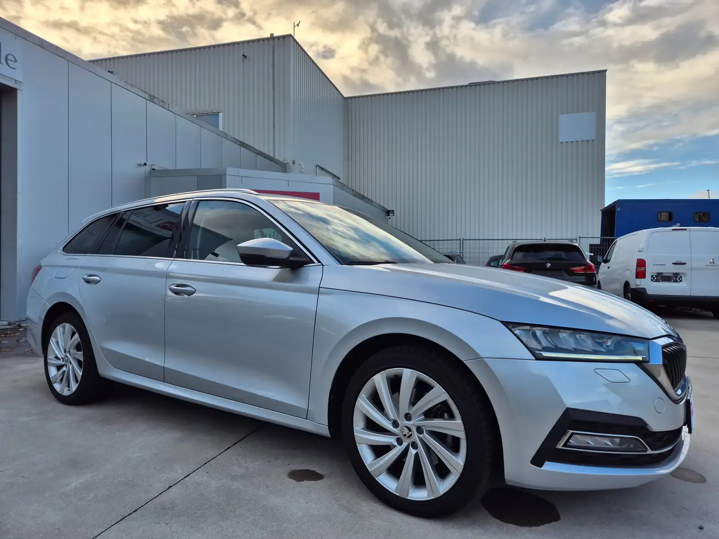 Skoda Octavia 1.4 TSI IV // PHEV // HYBRID // DSG // Gris - 1