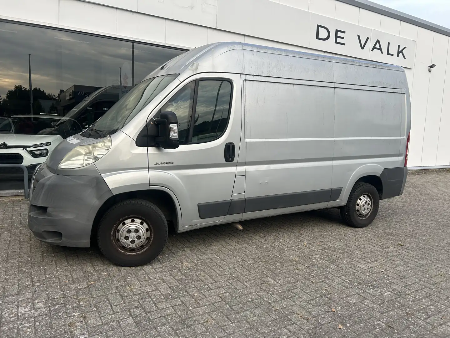 Citroen Jumper 35L2H2 2.2HDI 100PK Plateado - 1