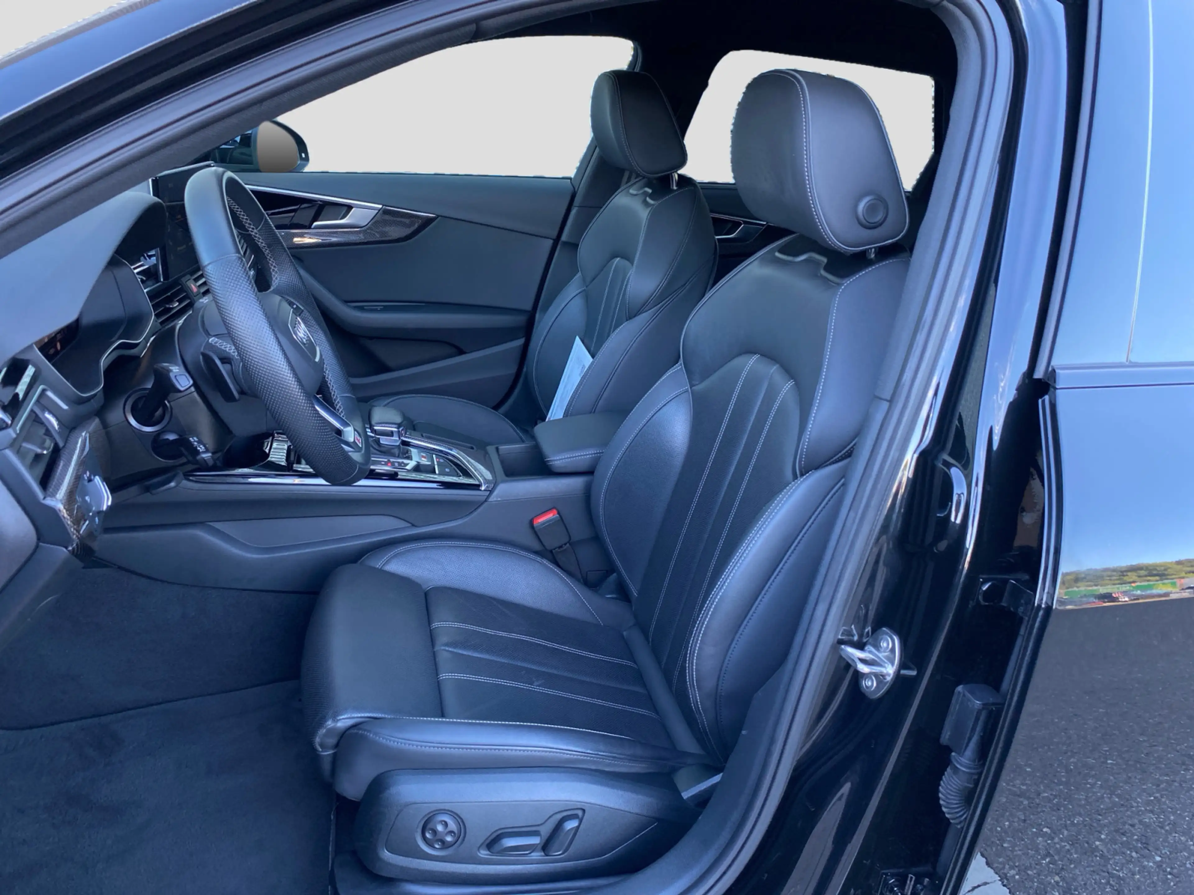 Audi S4 quattro TDI S-trc Matrix B&O 360 — photo 10