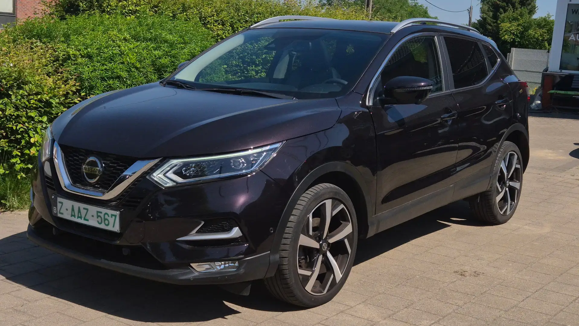 Nissan Qashqai 1.3DIG-T*Automat*Toit Pano*368€ PM SANS ACOMPTE Brun - 1