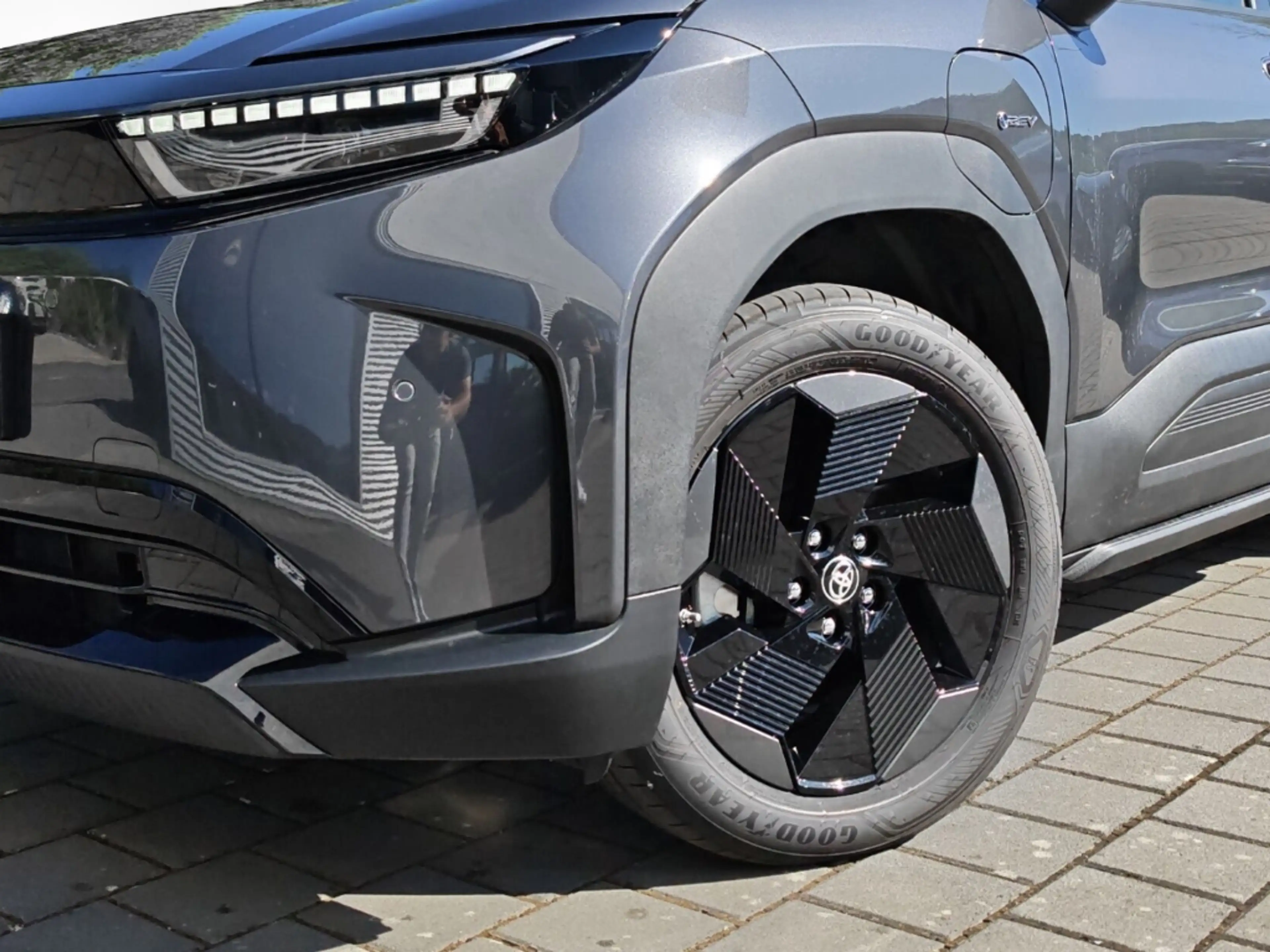 Toyota Urban Cruiser Teamplayer 4x2 61kWh +Sitzheizung +Kamera — photo 7
