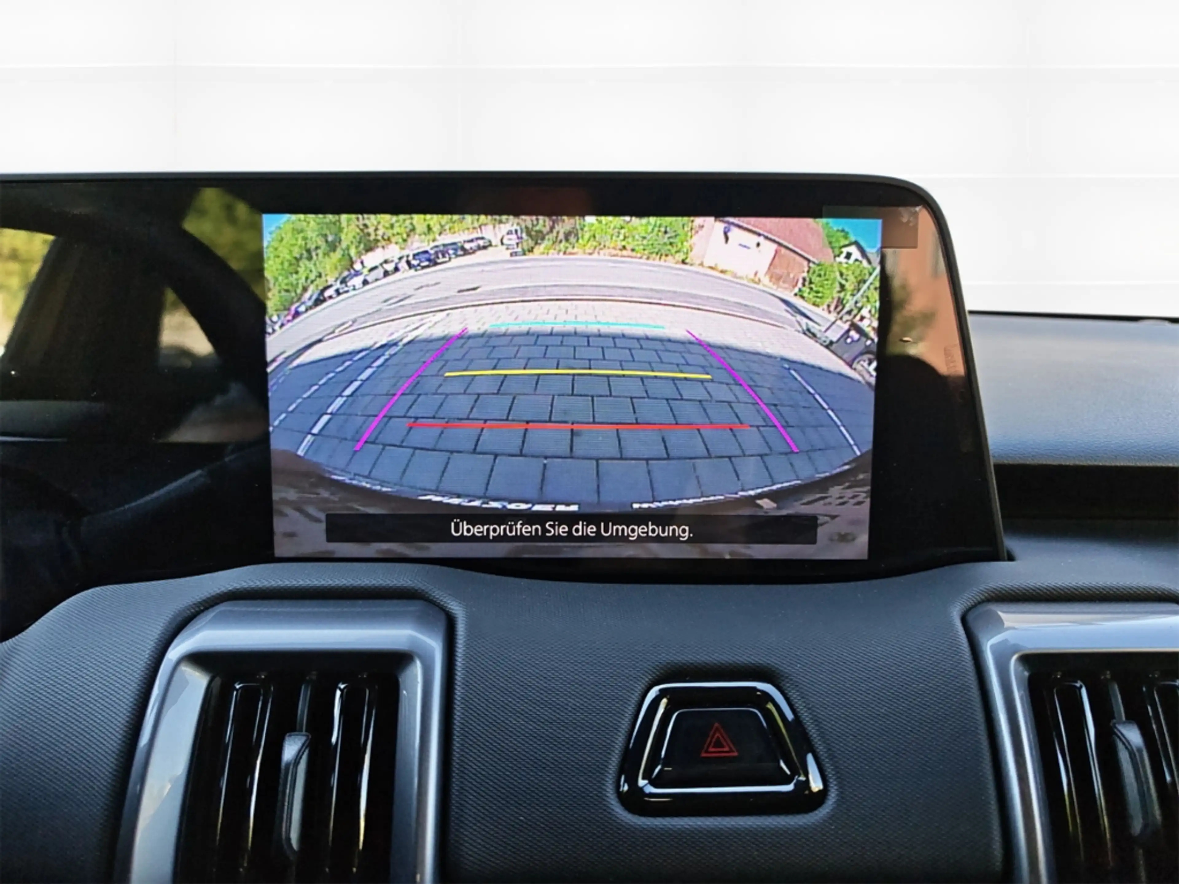 Toyota Urban Cruiser Teamplayer 4x2 61kWh +Sitzheizung +Kamera — photo 14