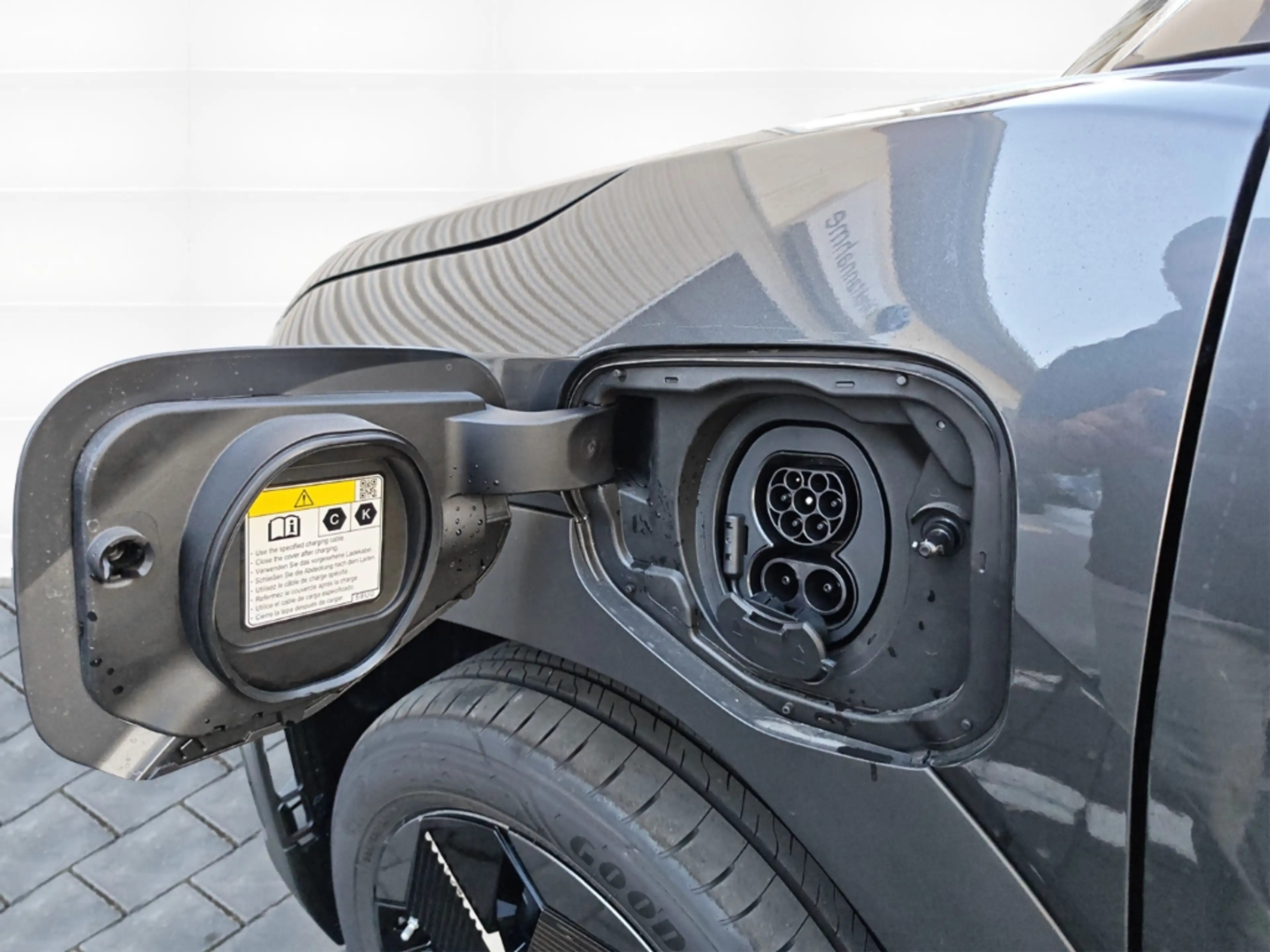 Toyota Urban Cruiser Teamplayer 4x2 61kWh +Sitzheizung +Kamera — photo 8