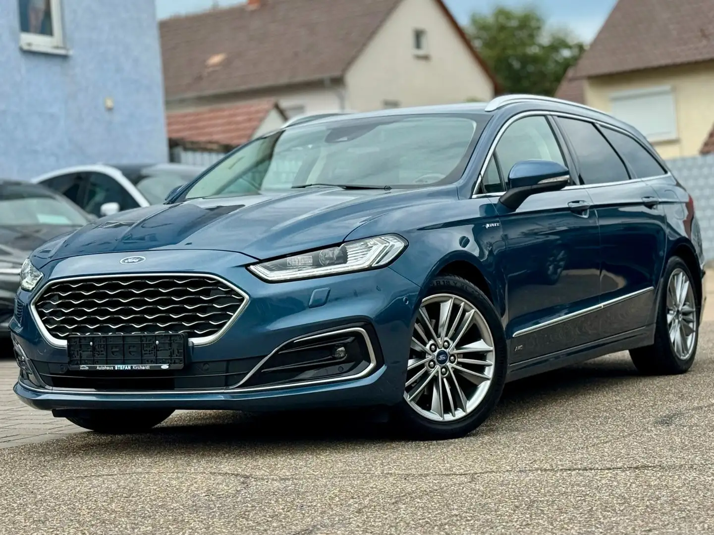 Ford Mondeo Turnier 2.0 EcoBlue Aut. Allrad VIGNALE Blau - 1