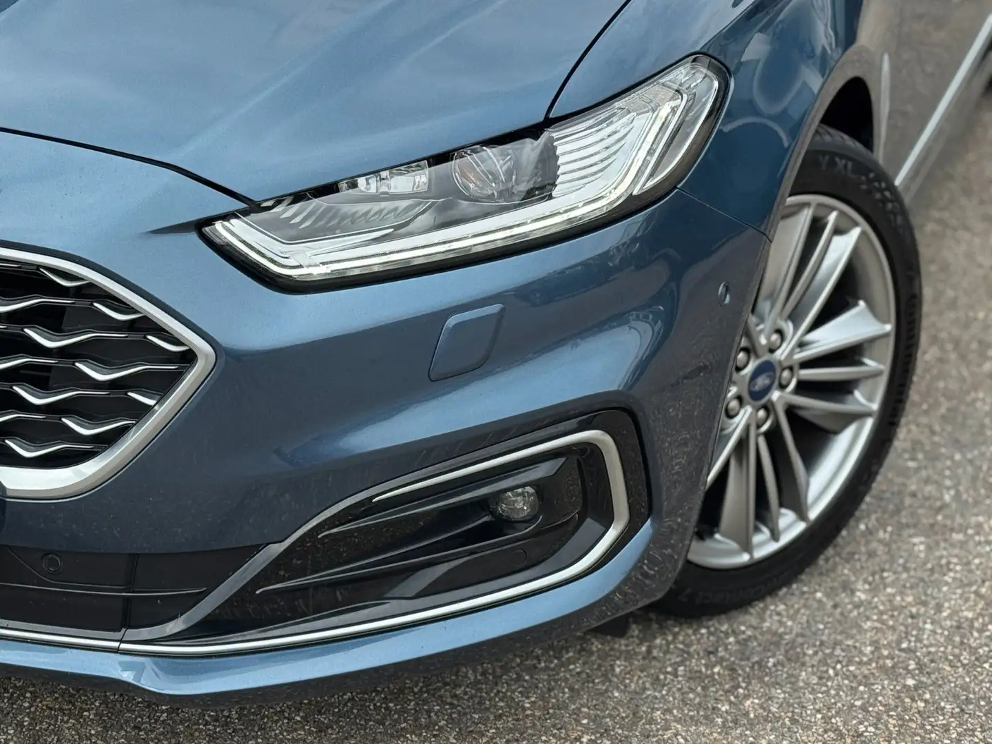 Ford Mondeo Turnier 2.0 EcoBlue Aut. Allrad VIGNALE Blau - 2