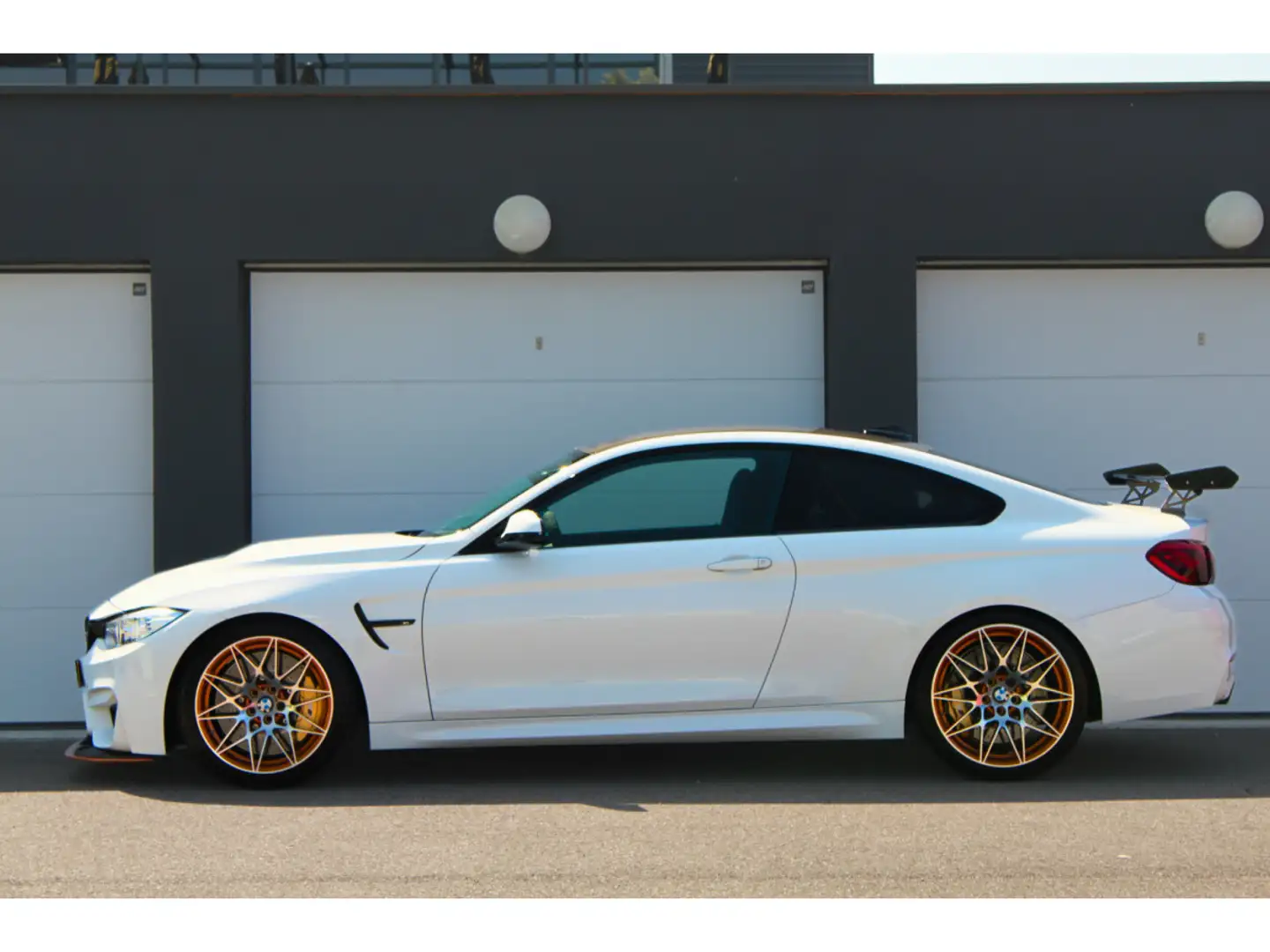 BMW M4 GTS | 1/700 ex. | ALPINWEISS | CLUBSPORT | CARBONE Weiß - 2