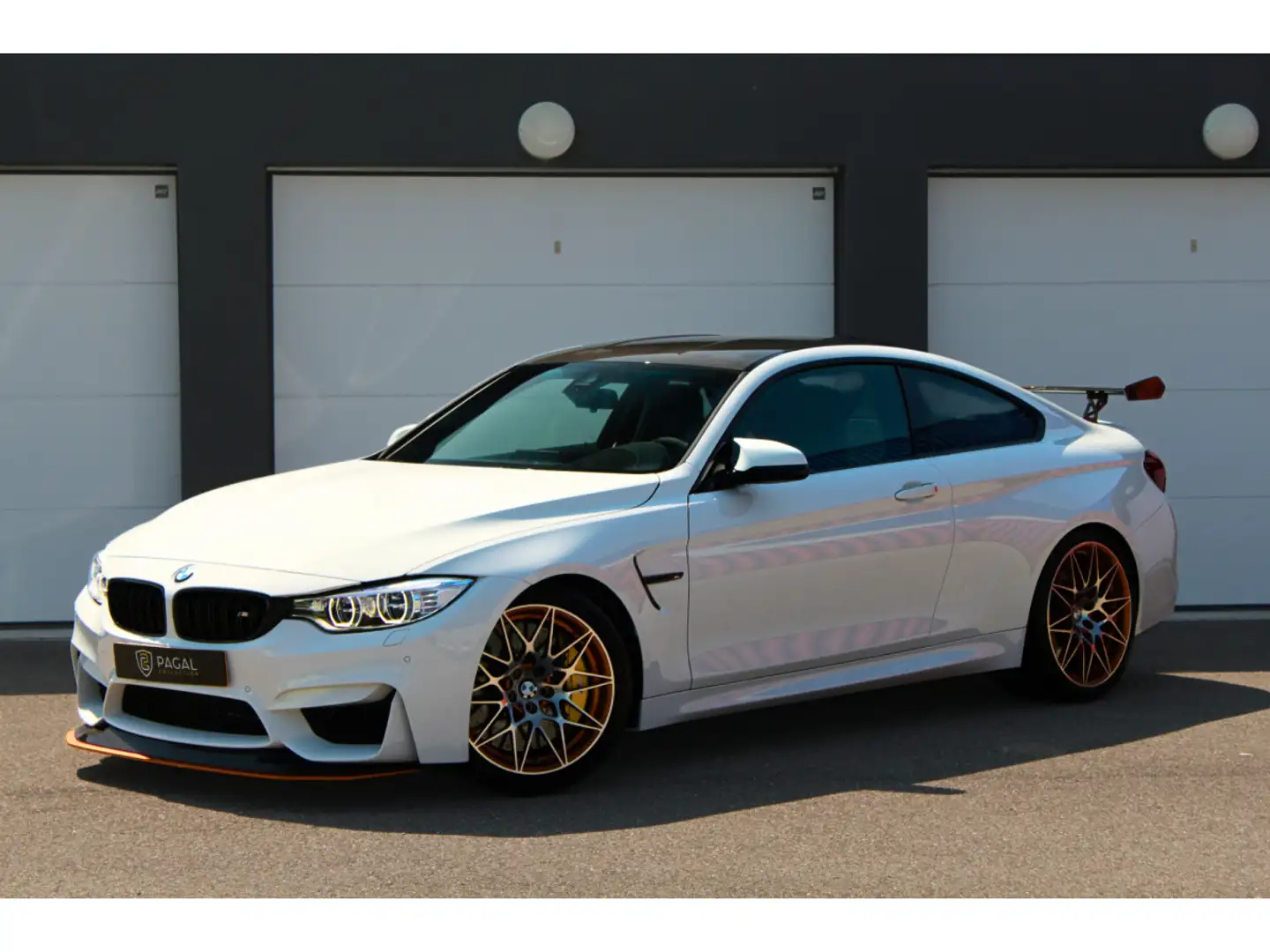 BMW M4 GTS | 1/700 ex. | ALPINWEISS | CLUBSPORT | CARBONE Weiß - 1