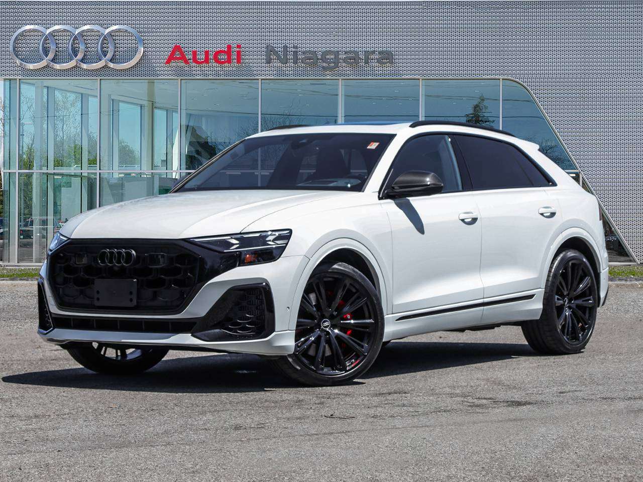 2026 Audi SQ8 Dynamic Plus Package | Sport Exhaust | 23" Wheels