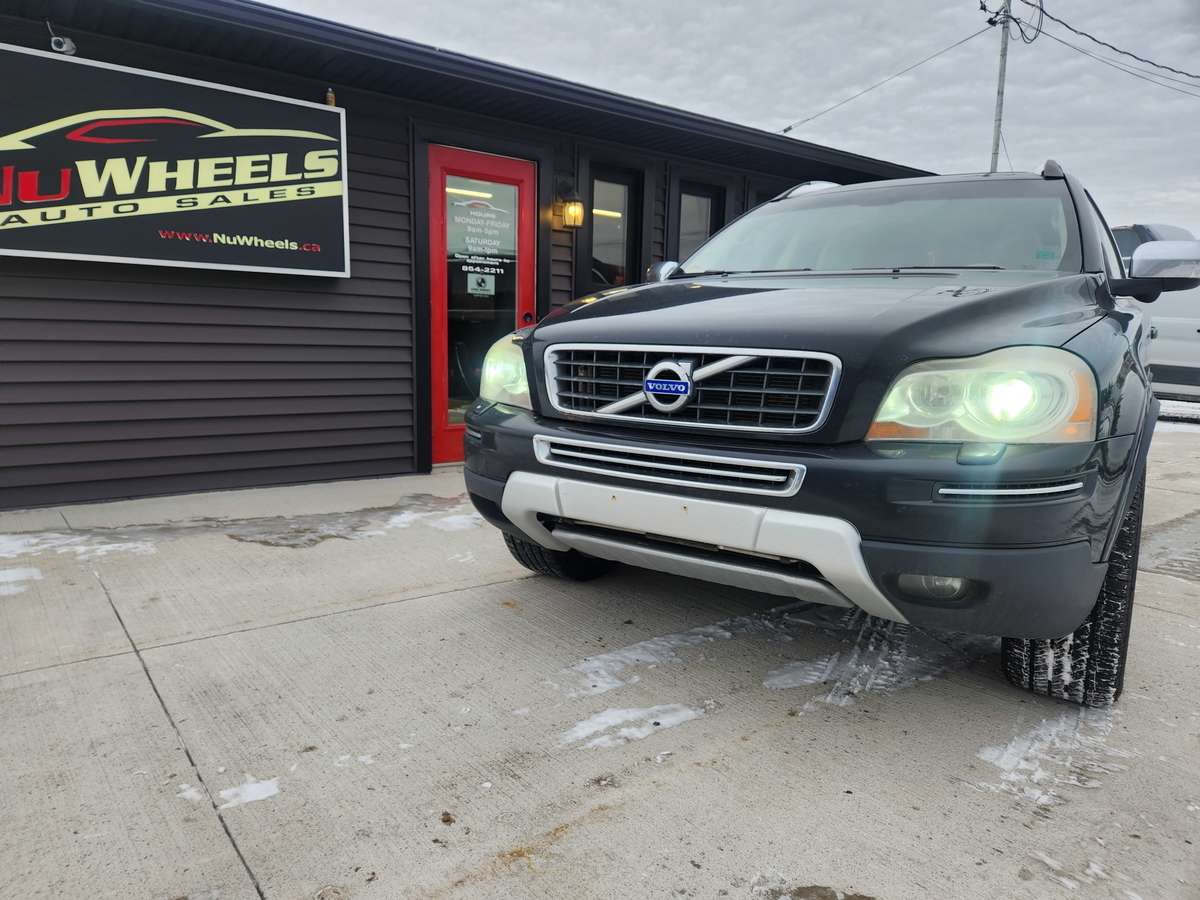 2010 Volvo XC90 R-Design thumb 6