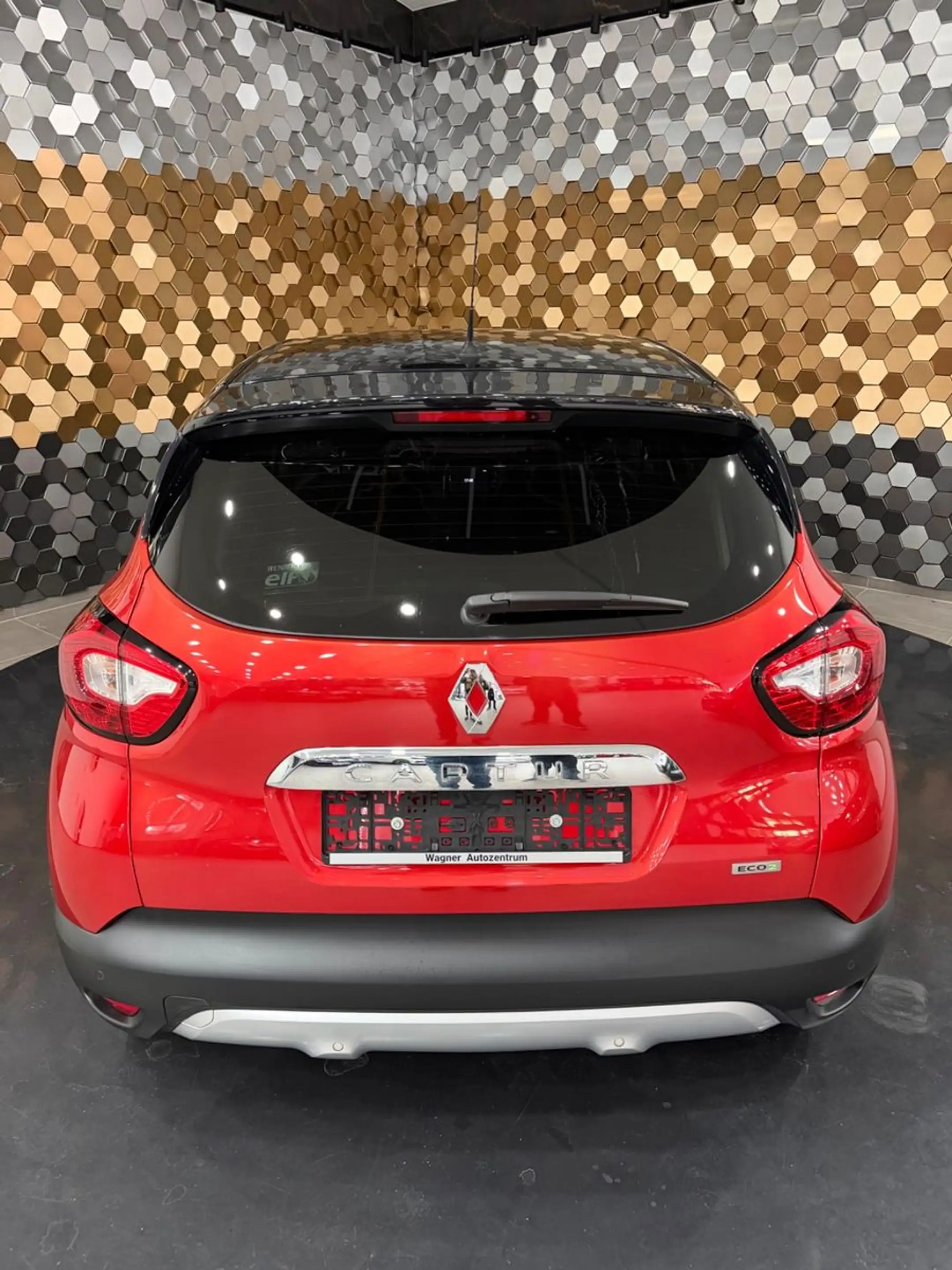 Renault Captur 1.5 XMOD /Automatik/Kamera/Navi/ — photo 10