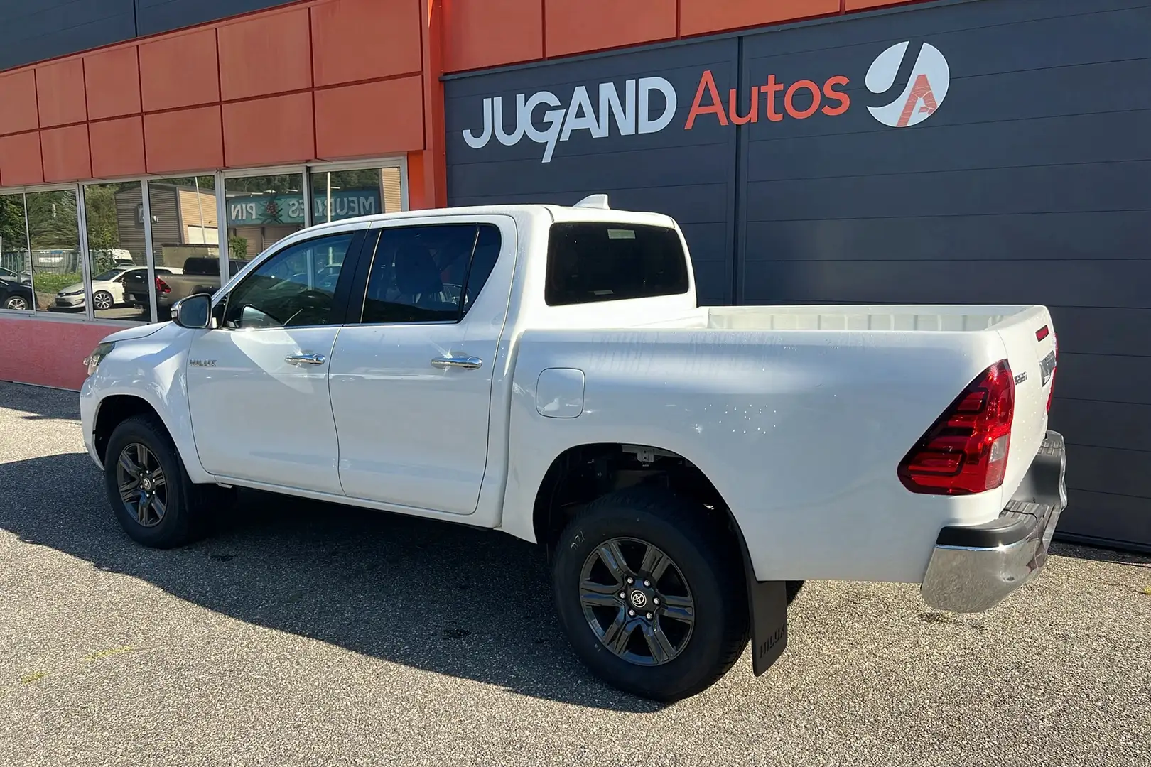 Toyota Hilux 2.4 D4-D 150 BVA LEGENDE 4PL White - 2