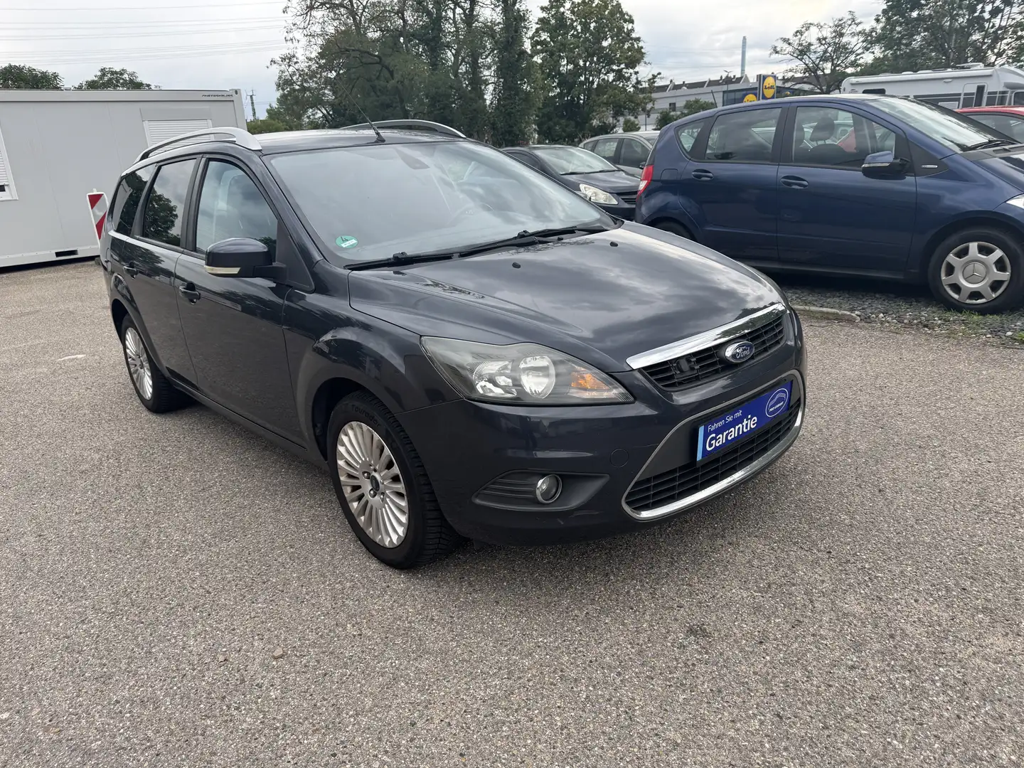 Ford Focus Titanium Gris - 1