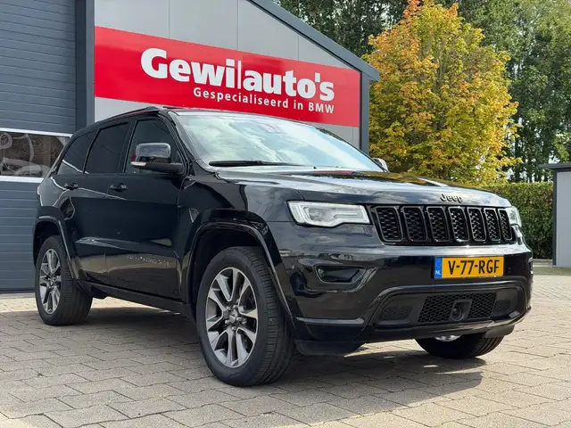 Jeep Grand Cherokee view 11