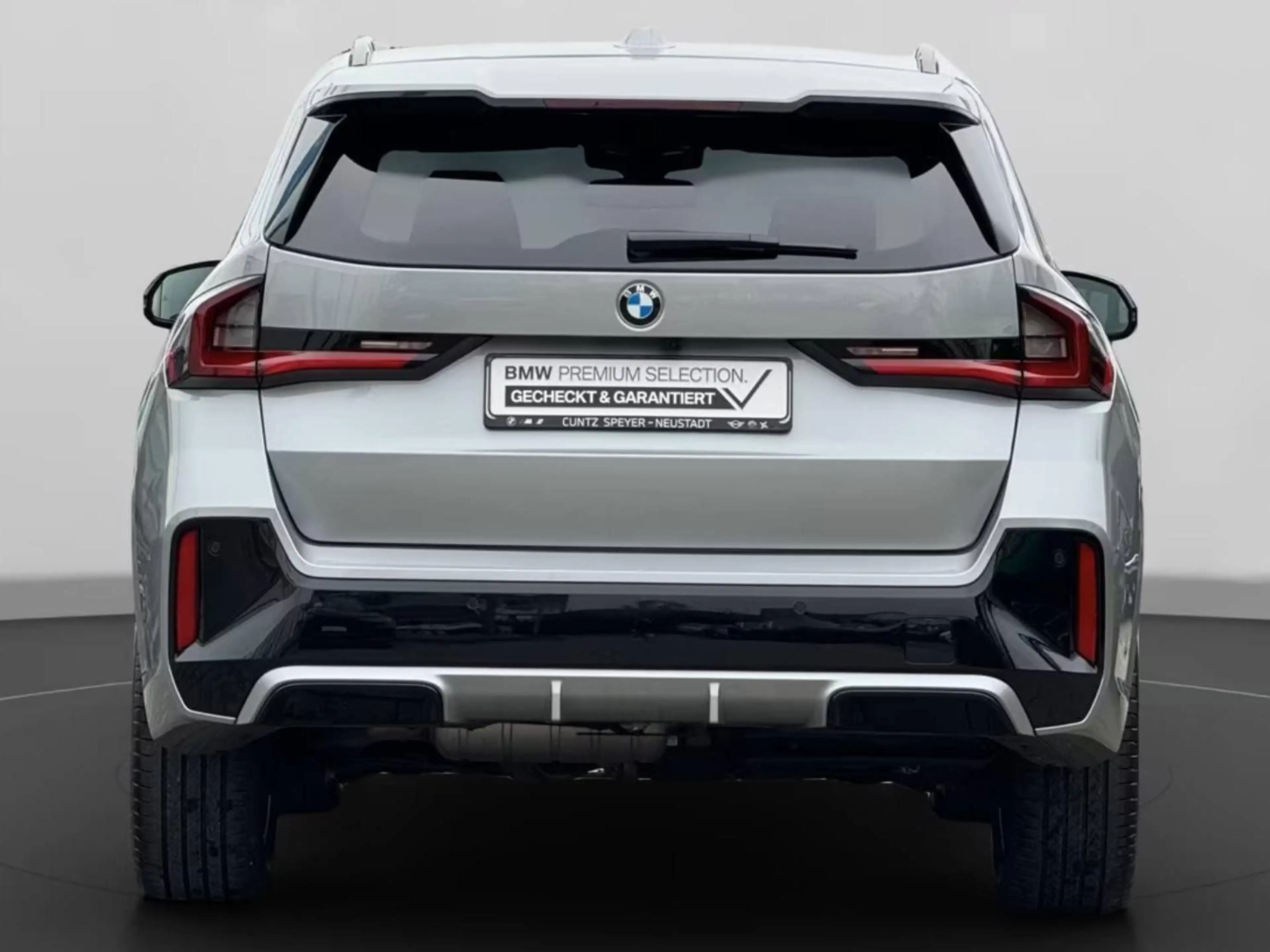 BMW X1 xDrive 23 d M Sport — photo 5