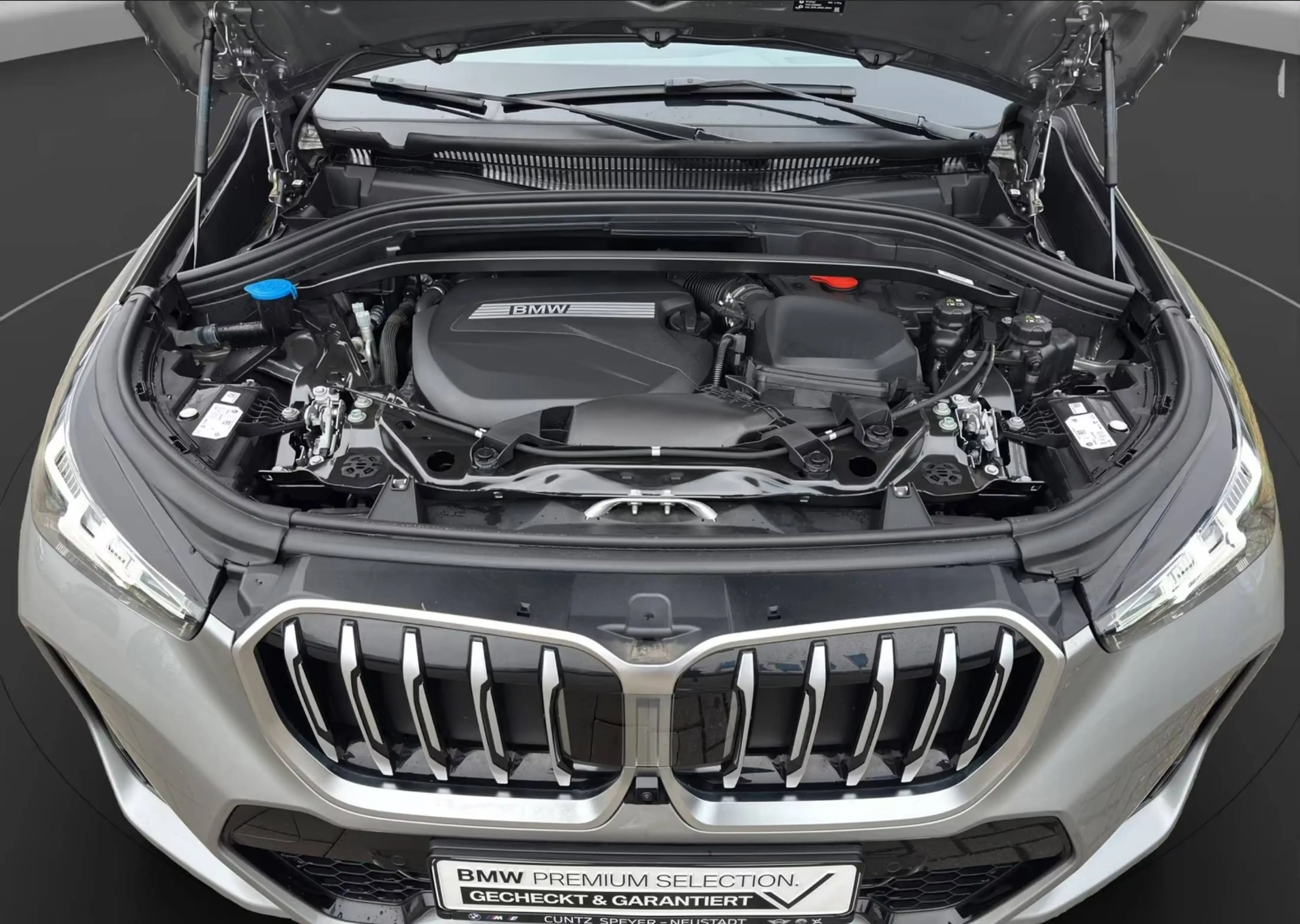 BMW X1 xDrive 23 d M Sport — photo 13