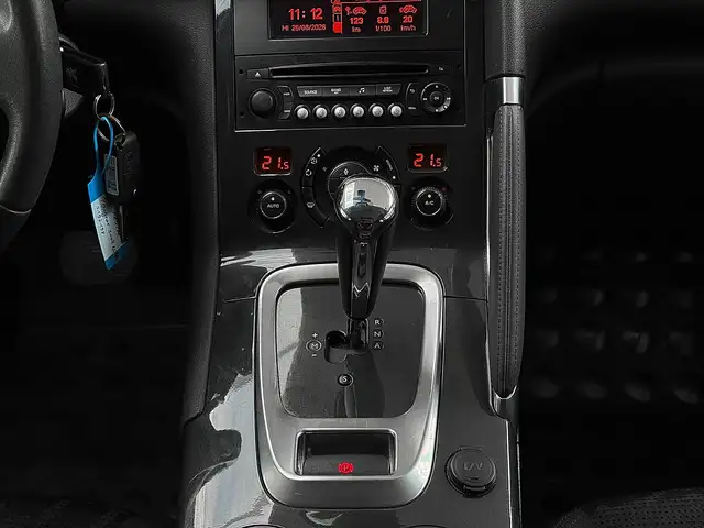 Peugeot 3008 view 16