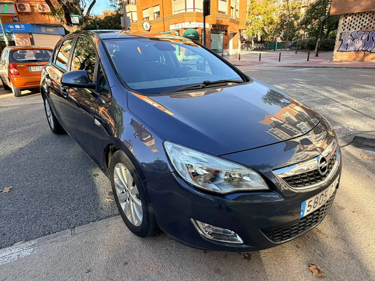 Opel Astra Astra 1.7CDTI Enjoy 18´´ Enjoy Gris - 1