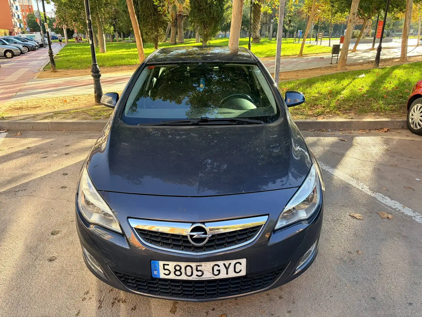 Opel Astra Astra 1.7CDTI Enjoy 18´´ Enjoy Gris - 2