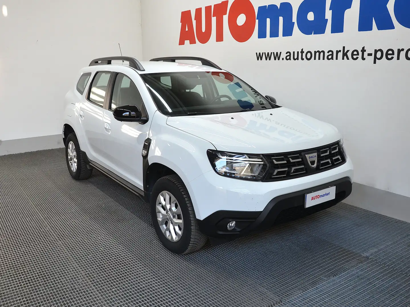 Dacia Duster 1.5 blue dci Comfort 4x4 115cv Bianco - 2