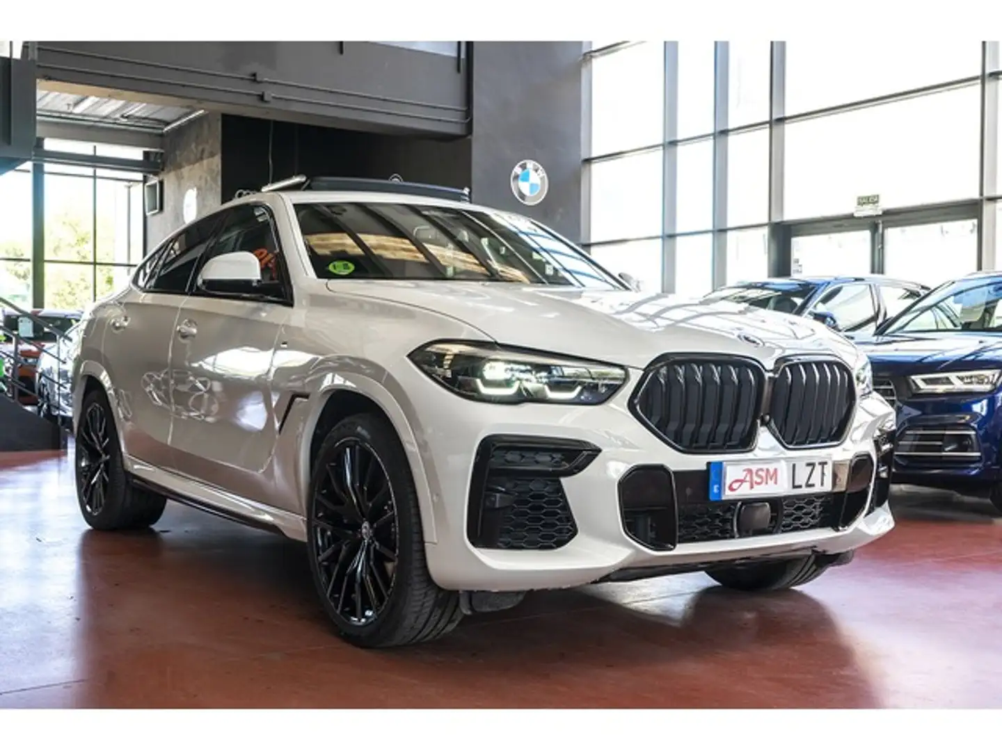 BMW X6 M50iA Blanco - 2