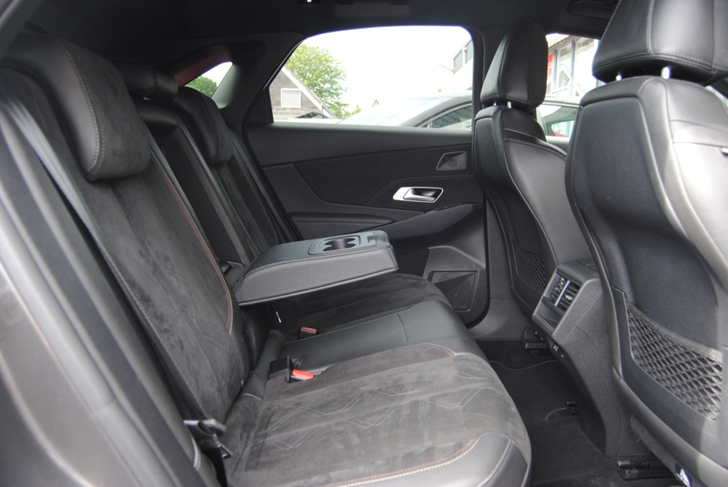 DS Automobiles DS 7 Crossback 1.5 Bl.HDI Business — photo 7