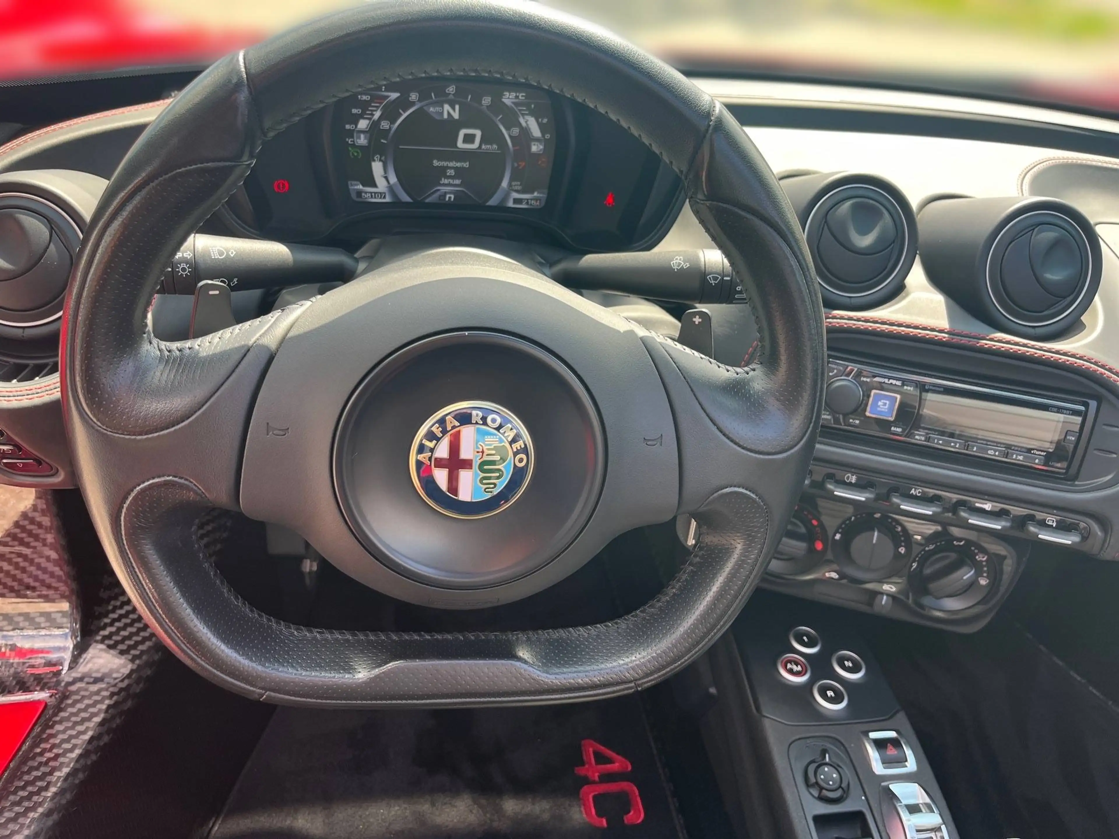 Alfa Romeo 4C Spider 1750 TBi IM KUNDENAUFTRAG — photo 8