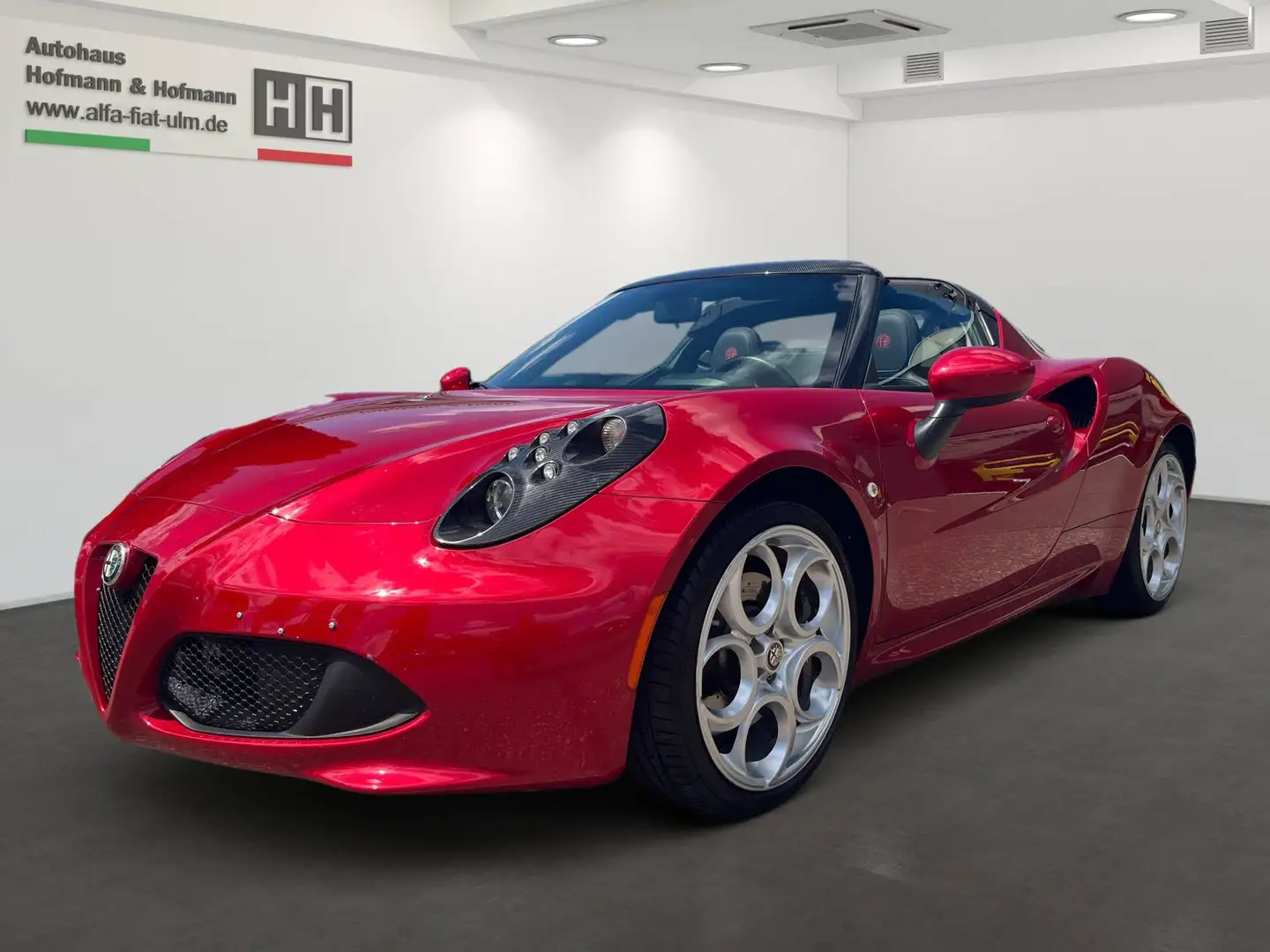 Alfa Romeo 4C Spider 1750 TBi IM KUNDENAUFTRAG Rot - 1