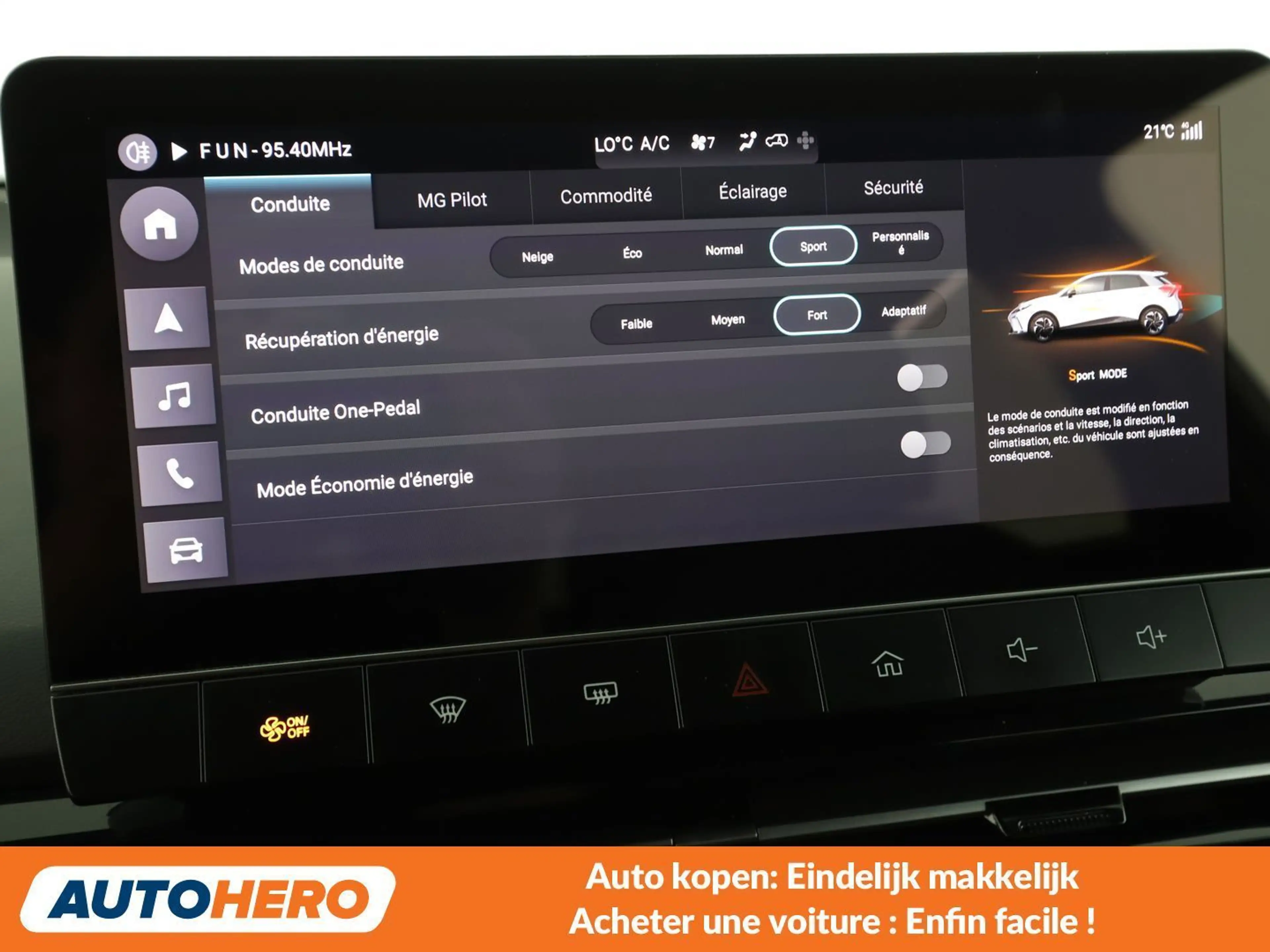 MG MG4 electric drive 150 kW Luxury — photo 12