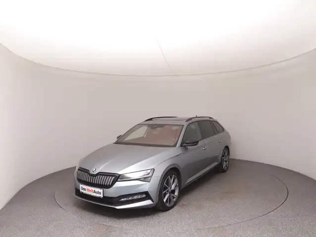 Skoda Superb view 2