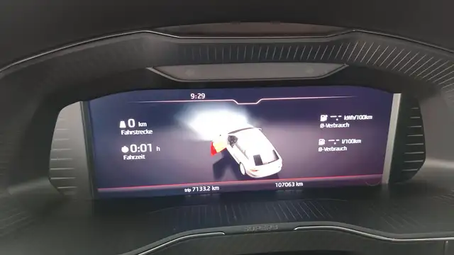 Skoda Superb view 15