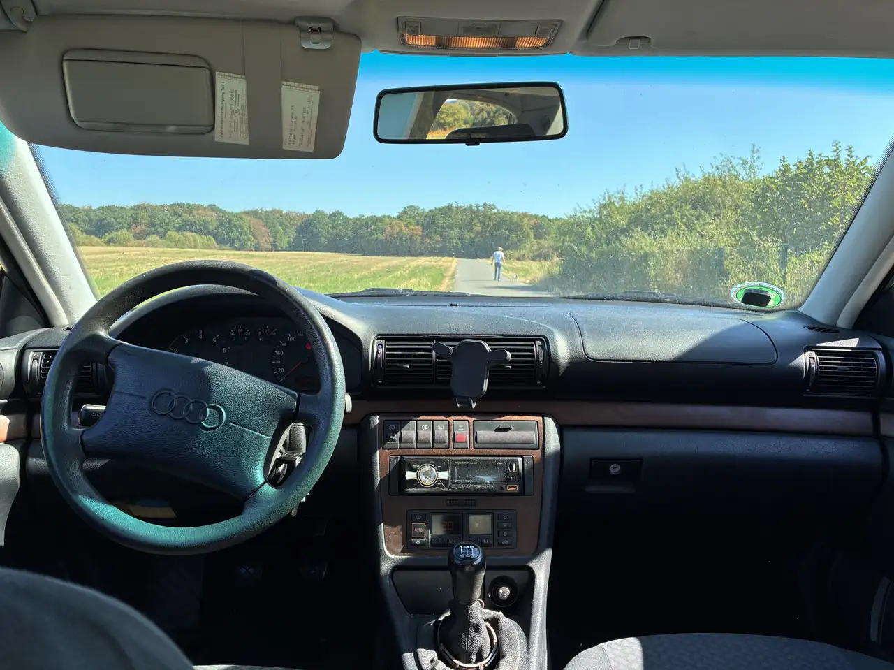 Audi A4 1.8, foto 3