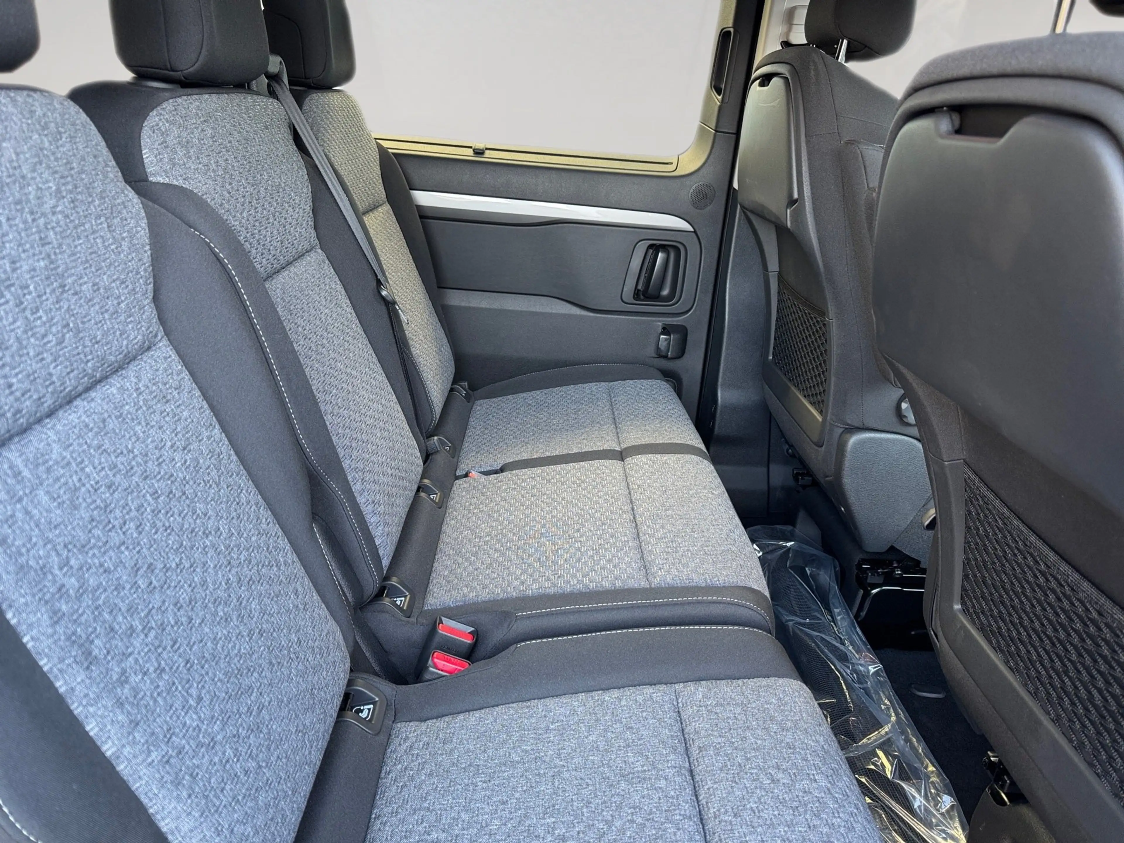 Toyota Proace Verso L1 5-türig Teamplayer 2.2L Diesel 8 — photo 13