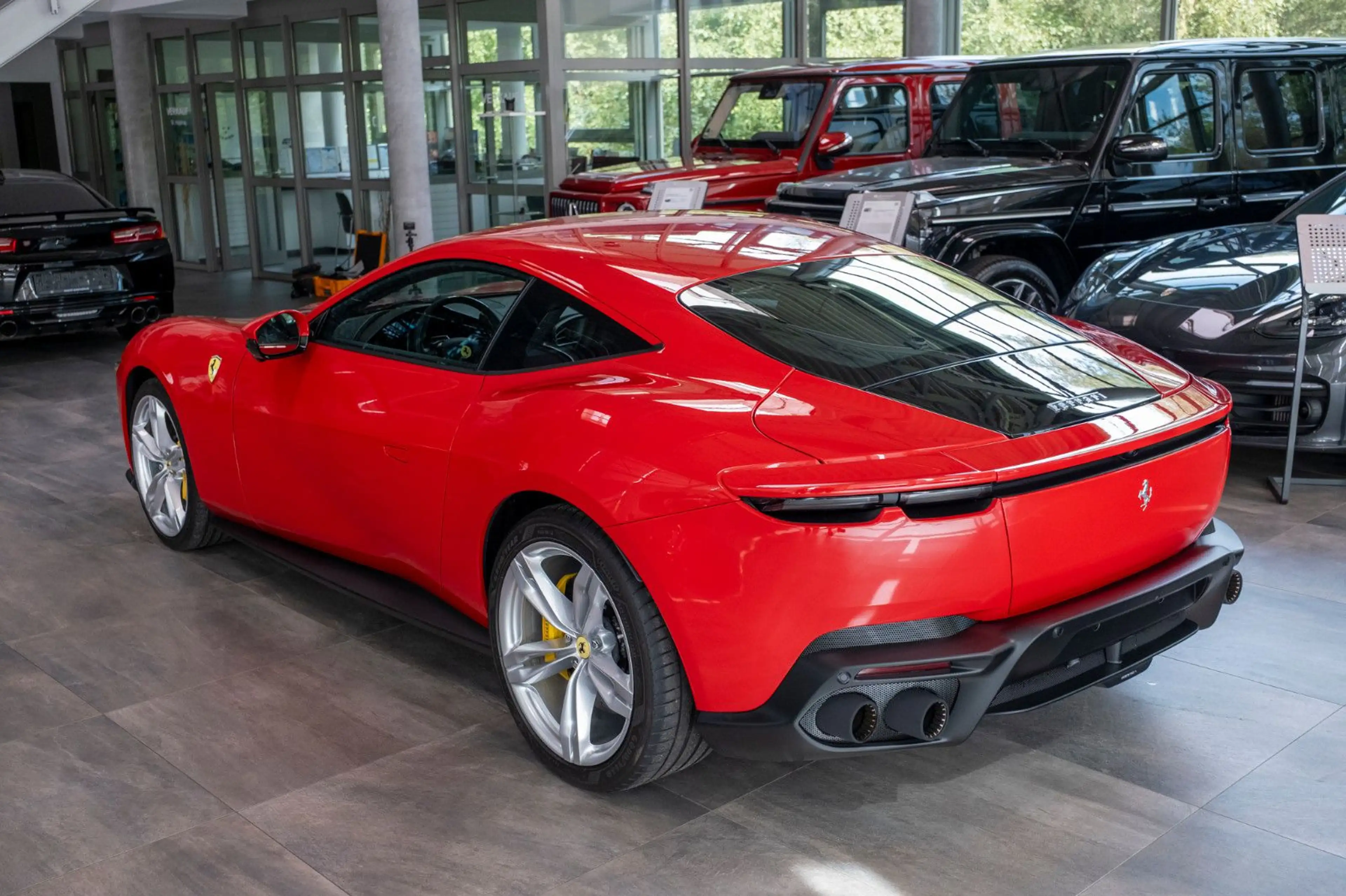 Ferrari Amalfi *Beif.DISPLAY*CARBON+LED*HIFI SOUNDSYSTEM — photo 6